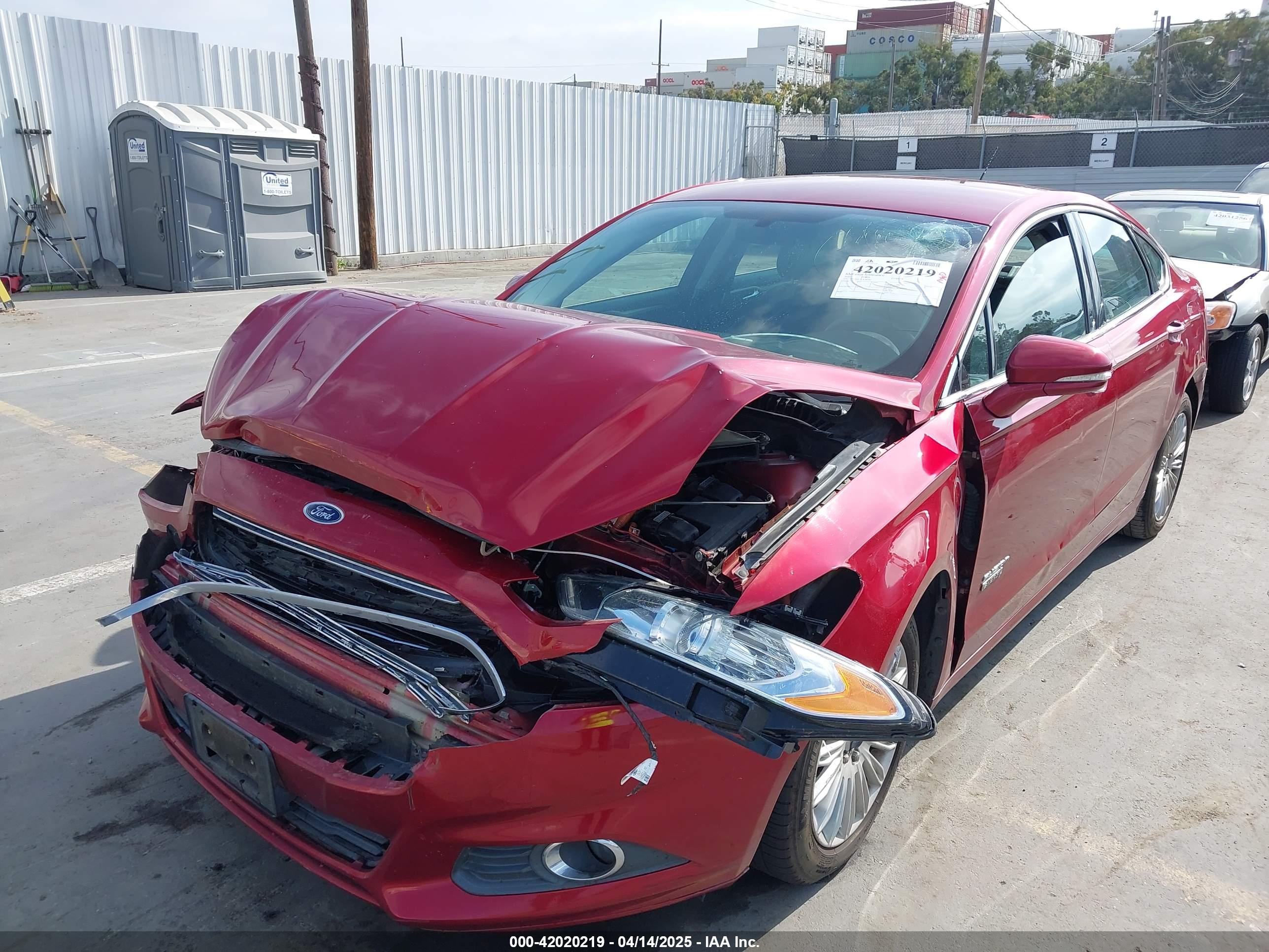 FORD FUSION image 6
