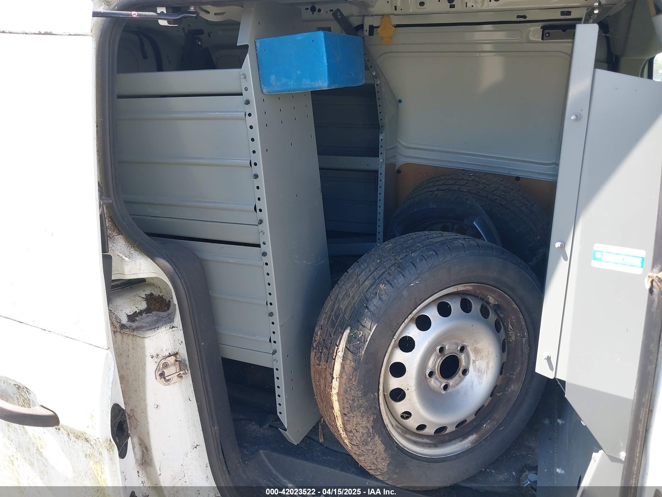 FORD TRANSIT image 8