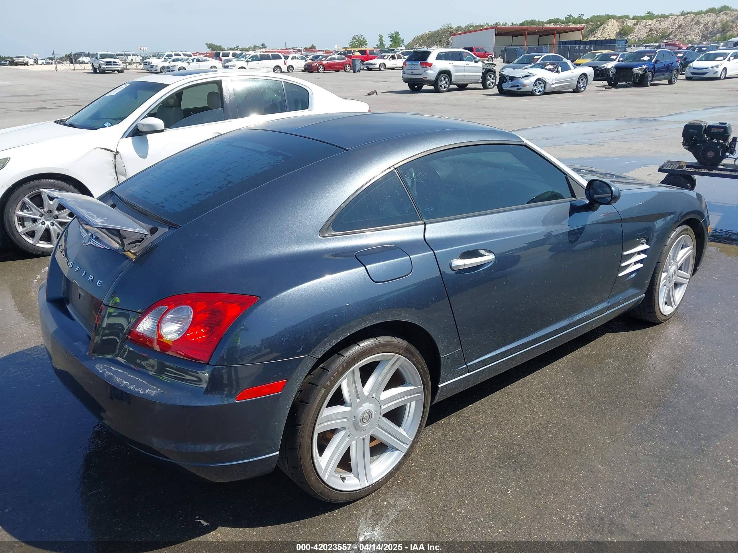 CHRYSLER CROSSFIRE image 4