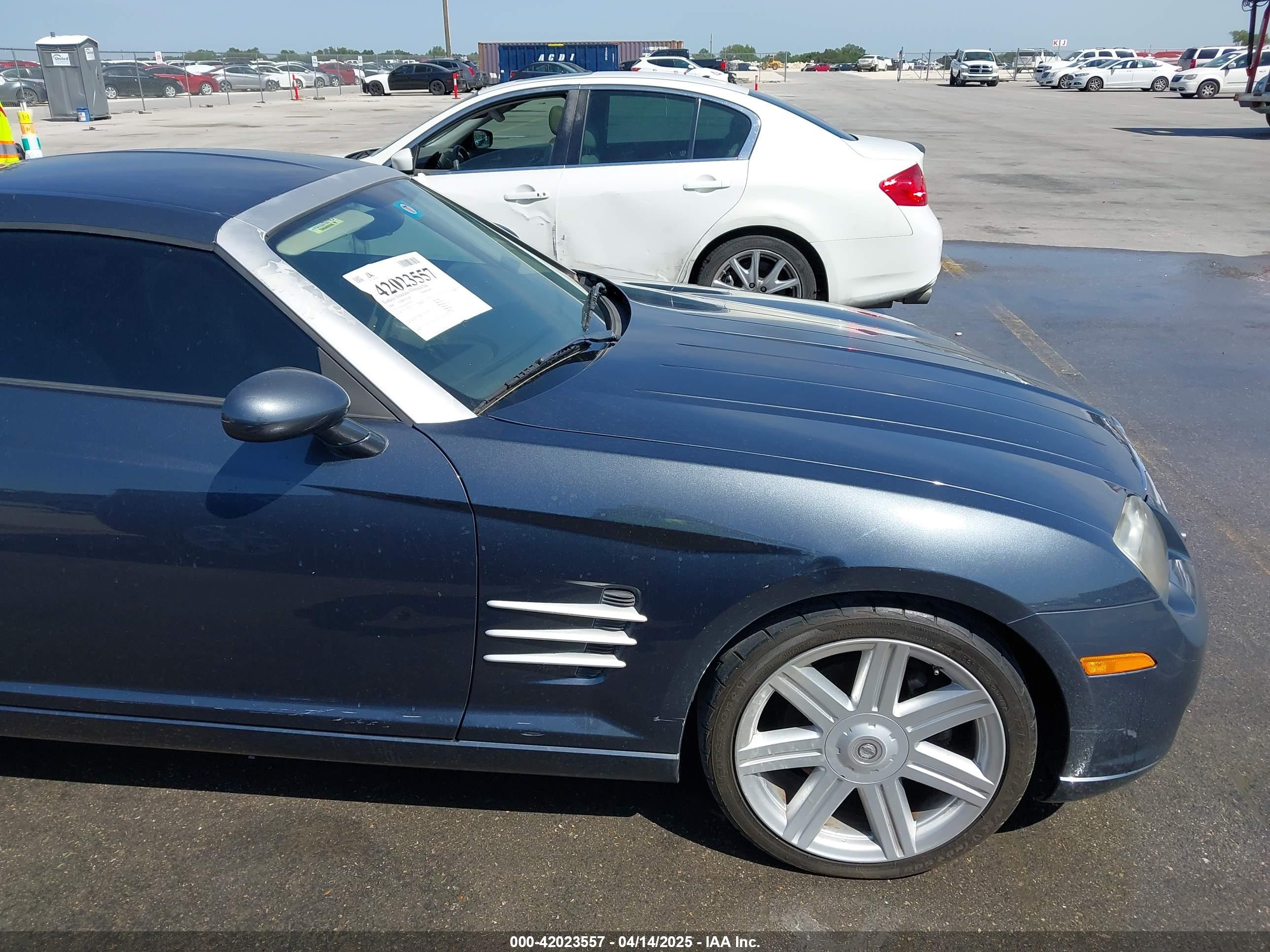 CHRYSLER CROSSFIRE image 6