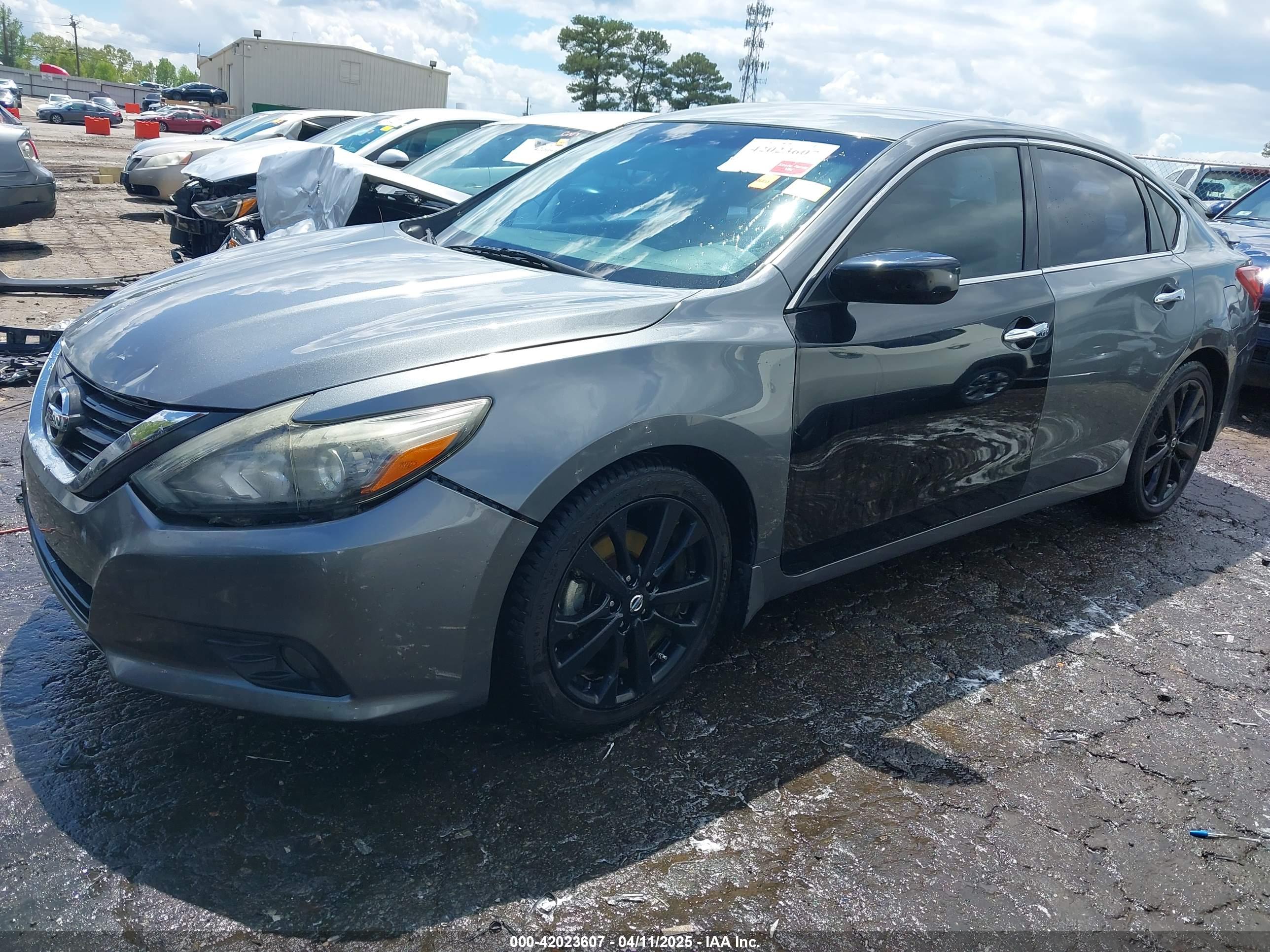 NISSAN ALTIMA image 2