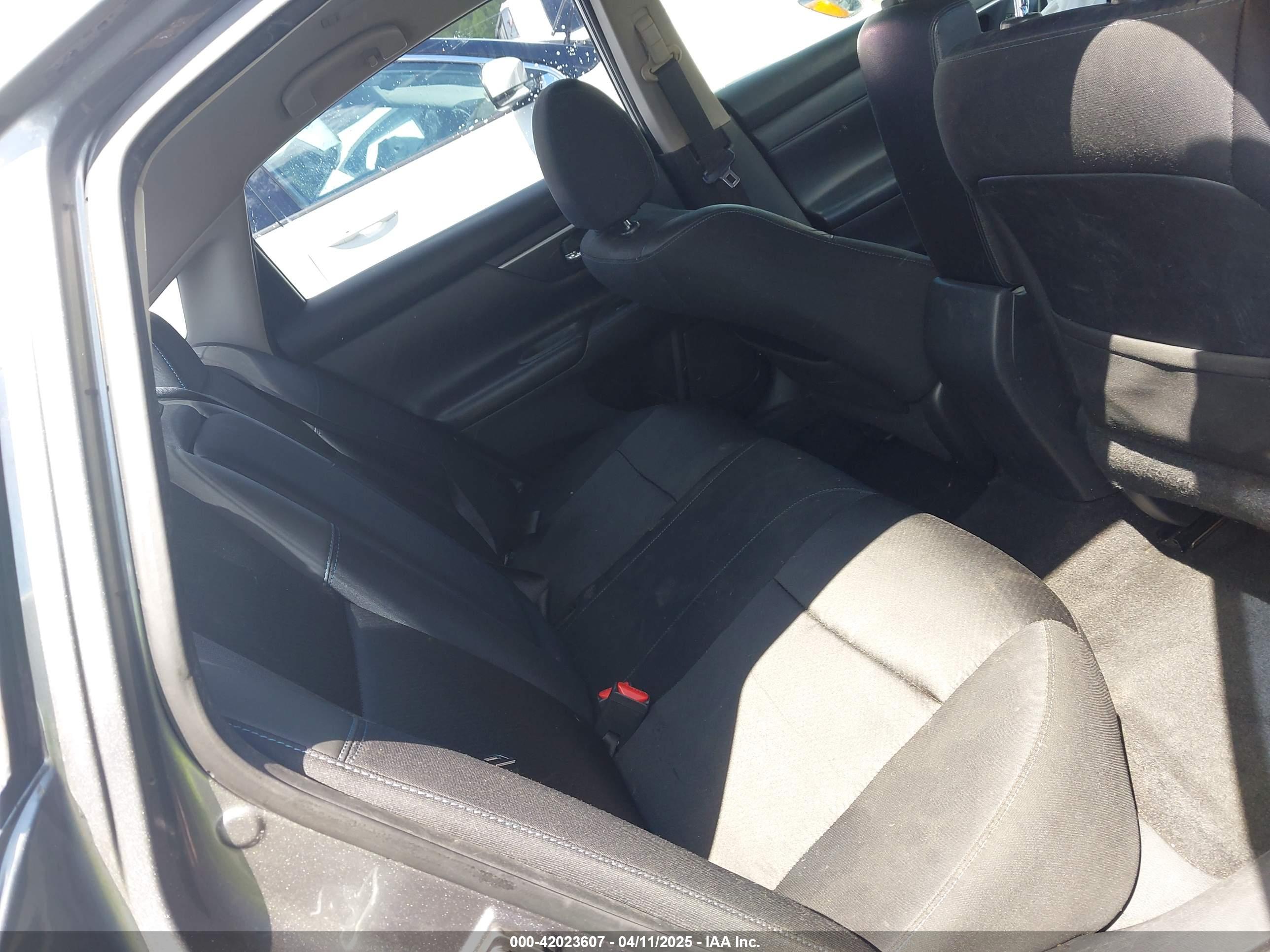 NISSAN ALTIMA image 8