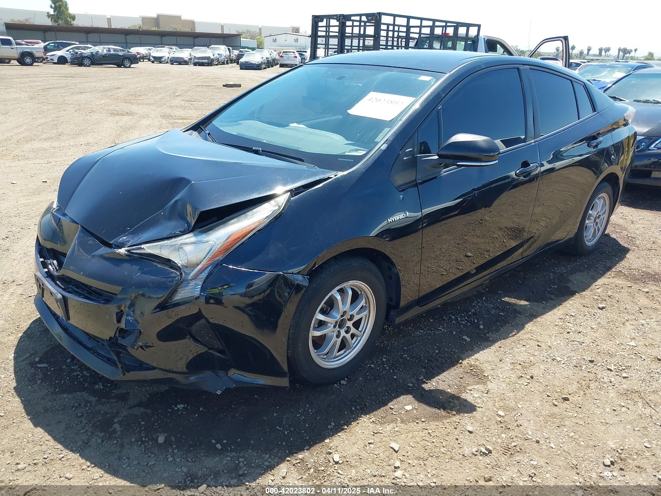 TOYOTA PRIUS image 2