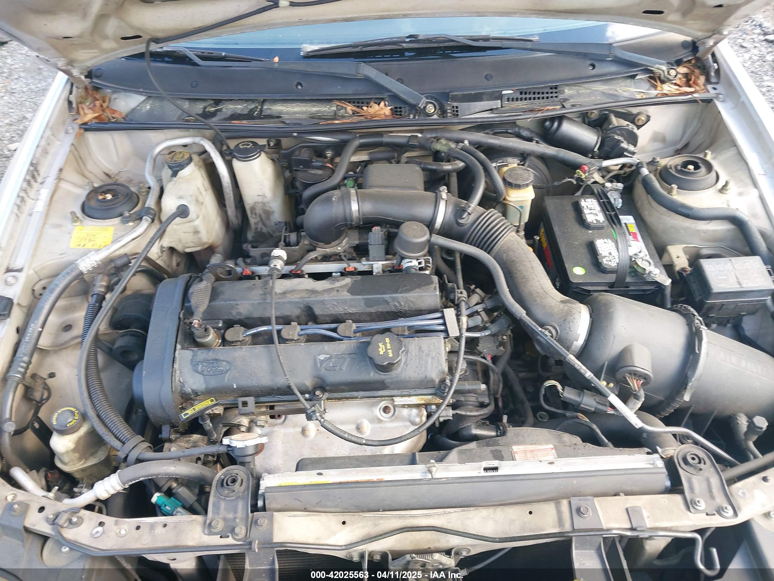 FORD ZX2 image 10