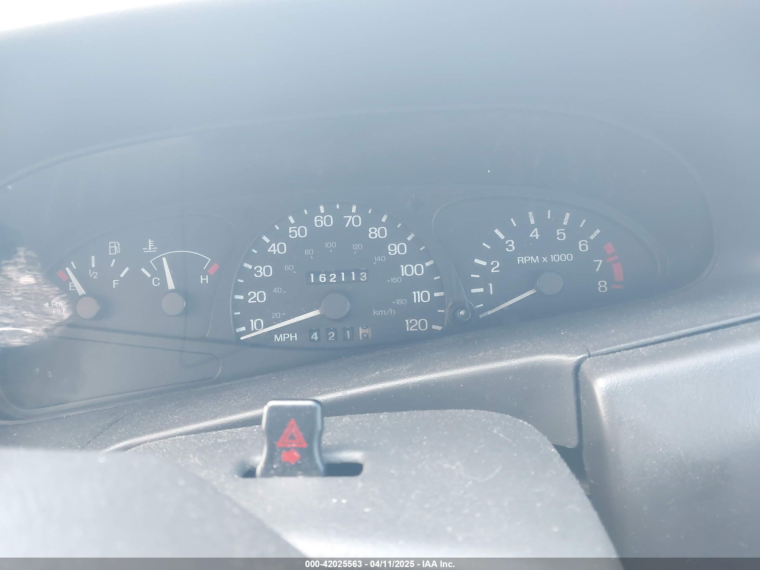 FORD ZX2 image 7