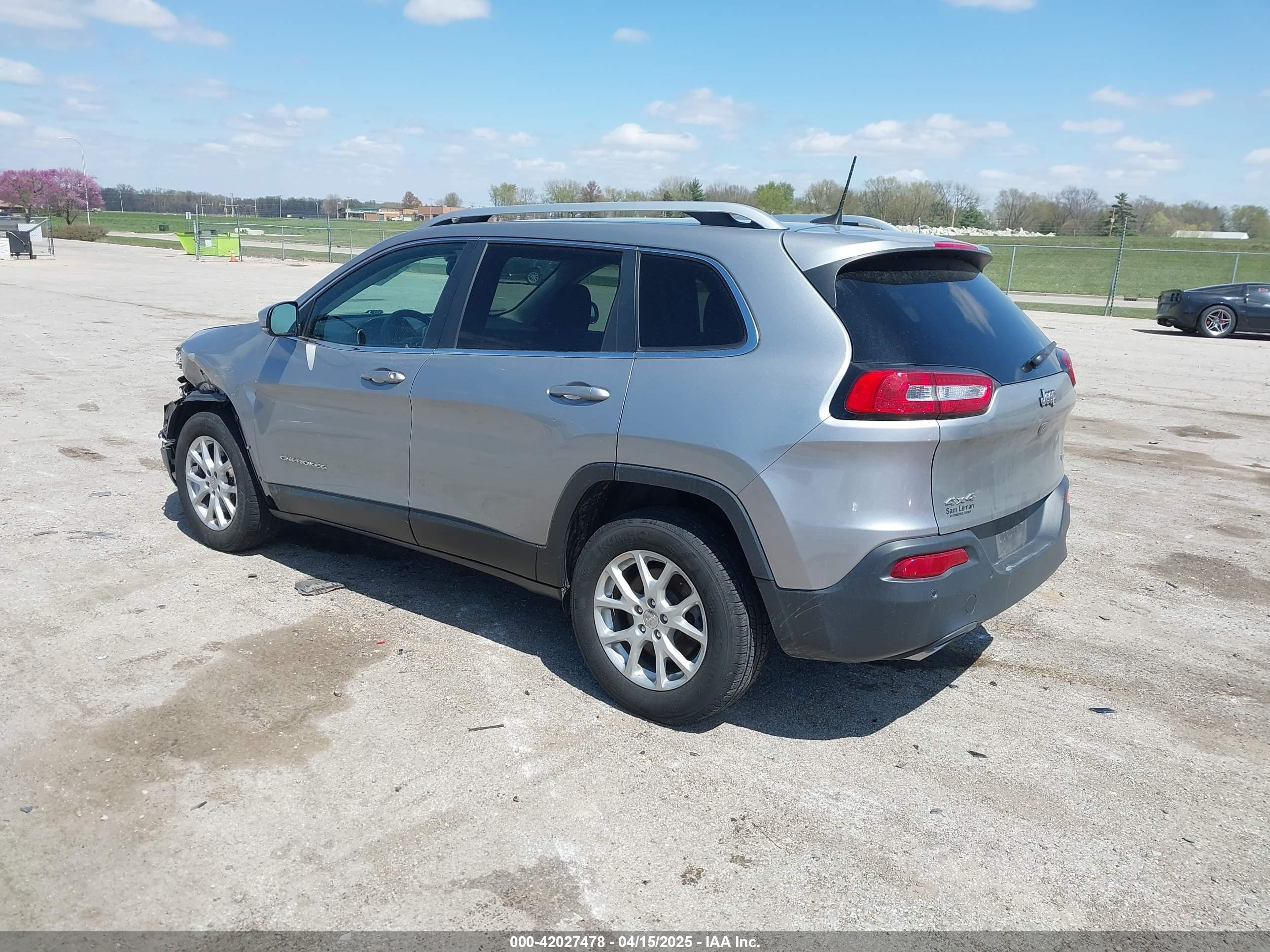 JEEP CHEROKEE image 3