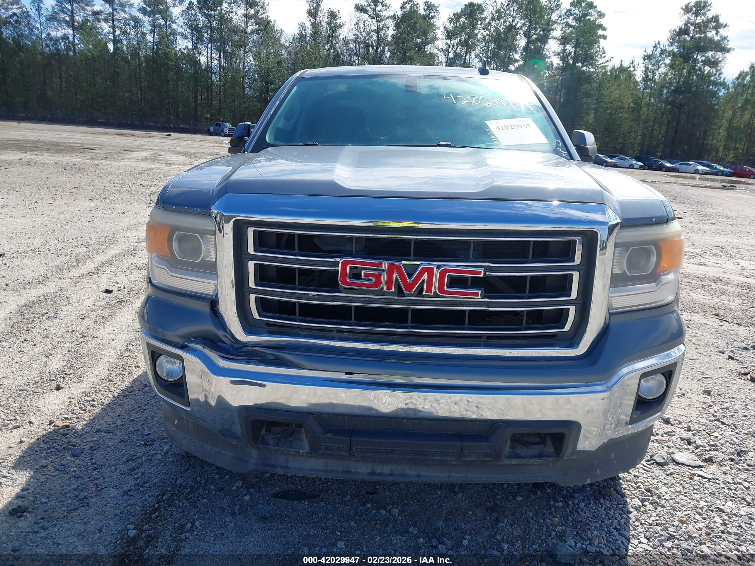 GMC SIERRA image 6
