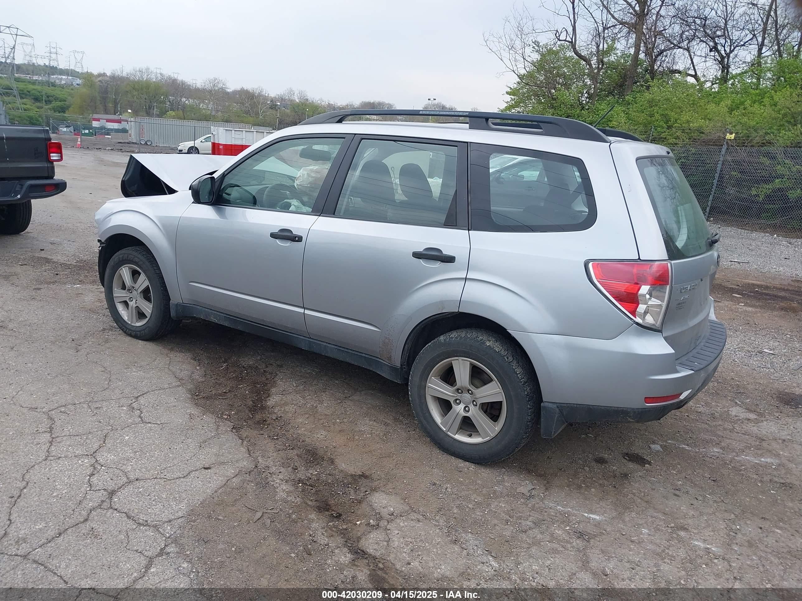 SUBARU FORESTER image 3