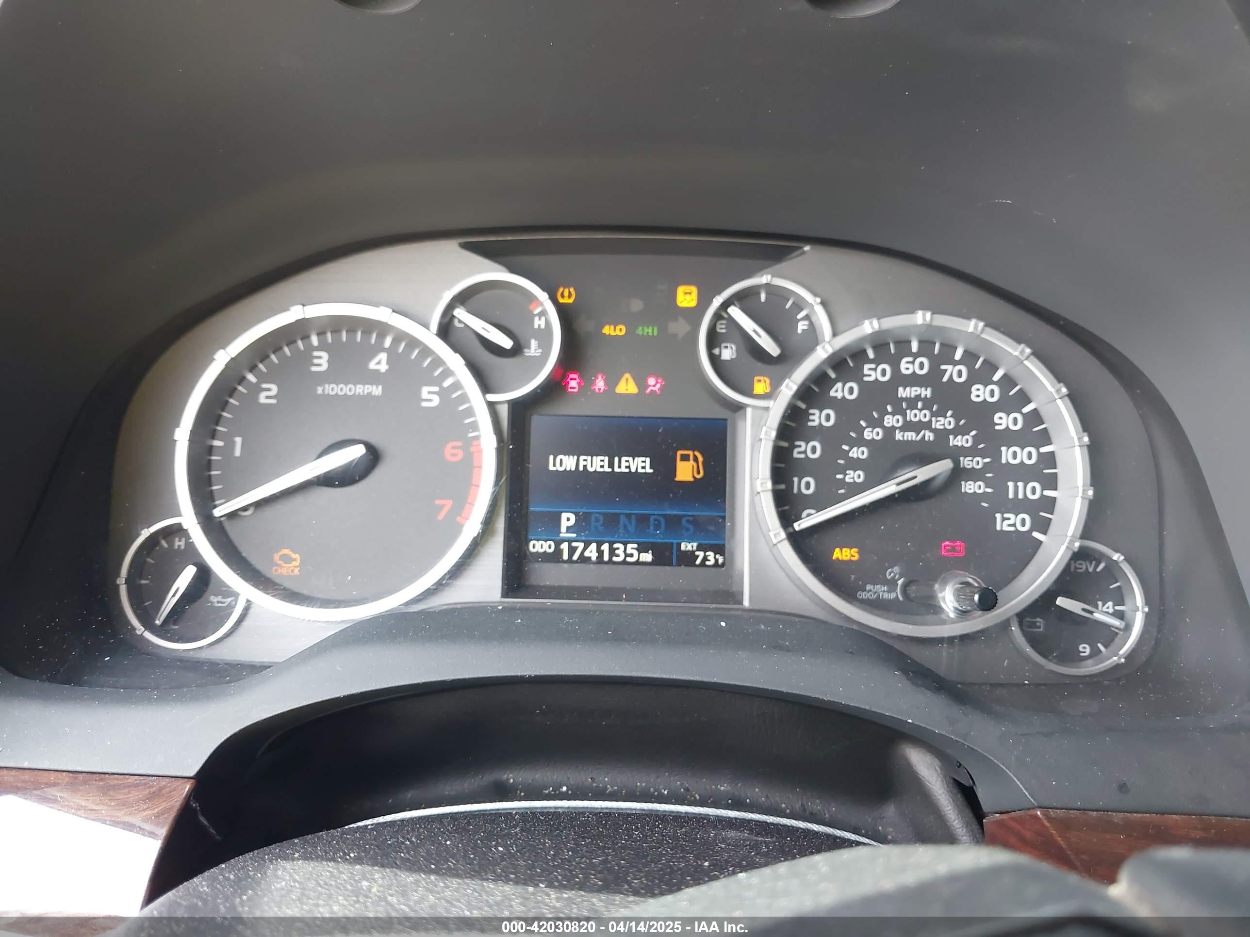 TOYOTA TUNDRA image 7