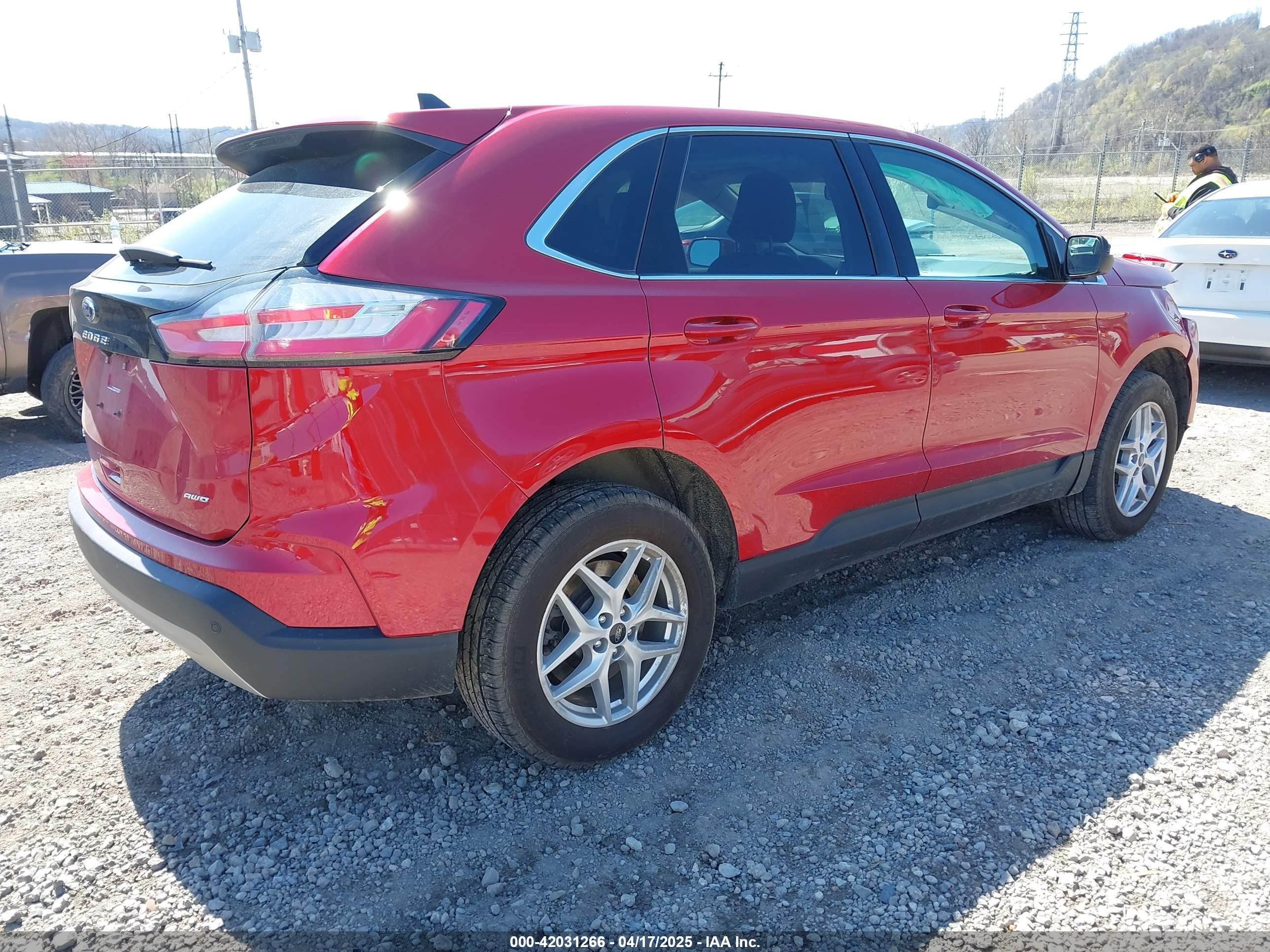 FORD EDGE image 4