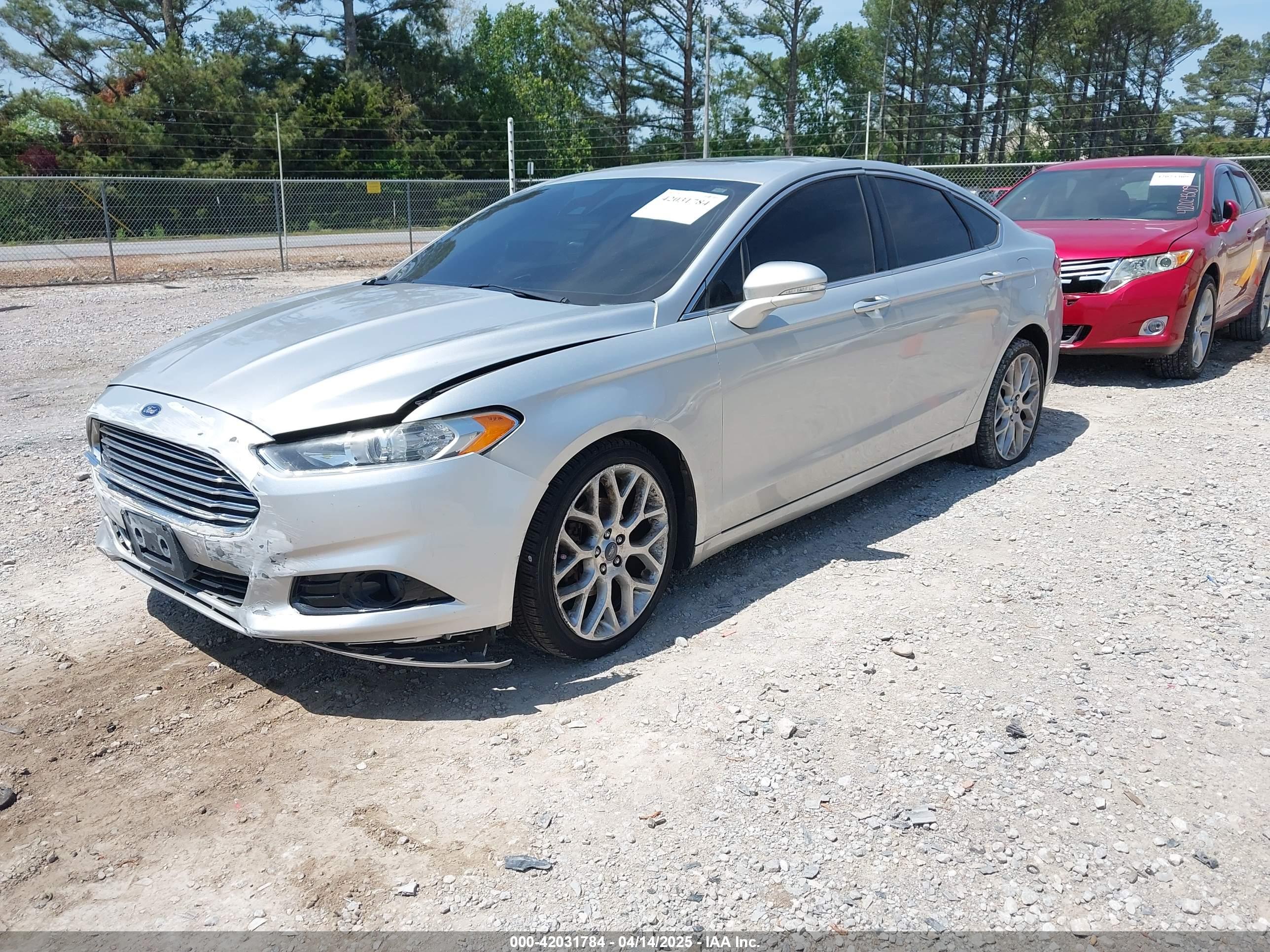 FORD FUSION image 2