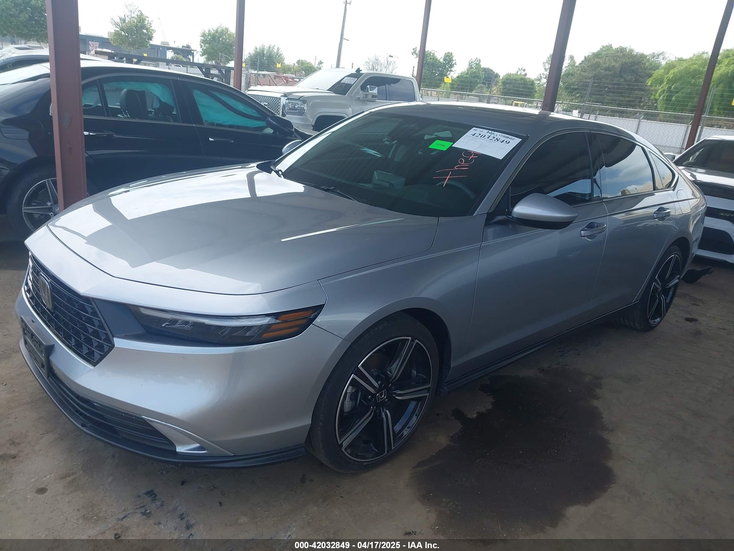 HONDA ACCORD image 2