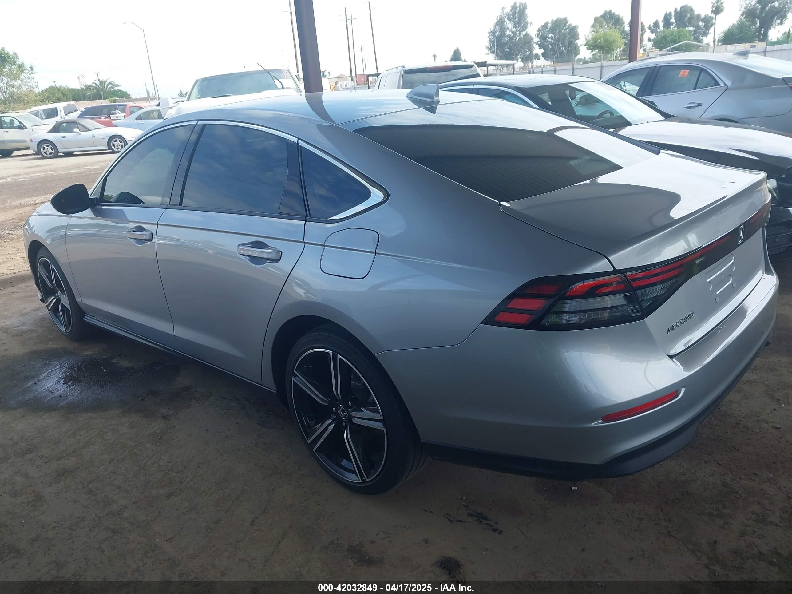 HONDA ACCORD image 3