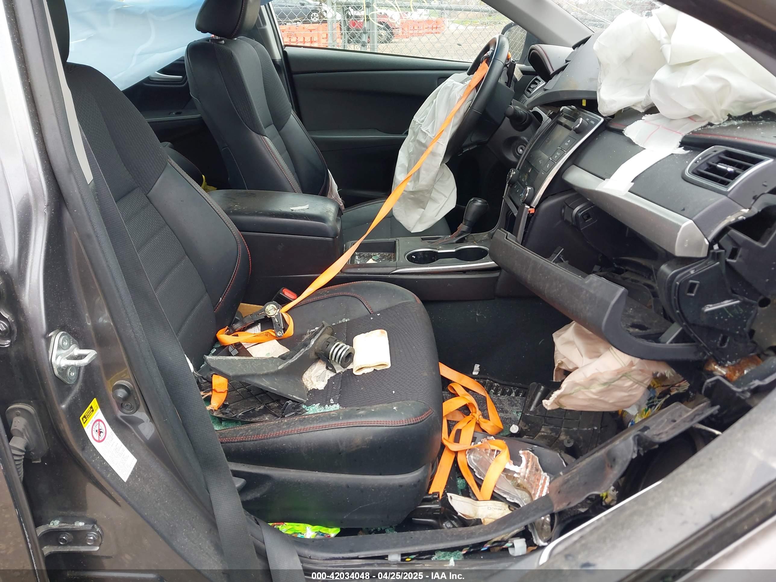 TOYOTA CAMRY image 5