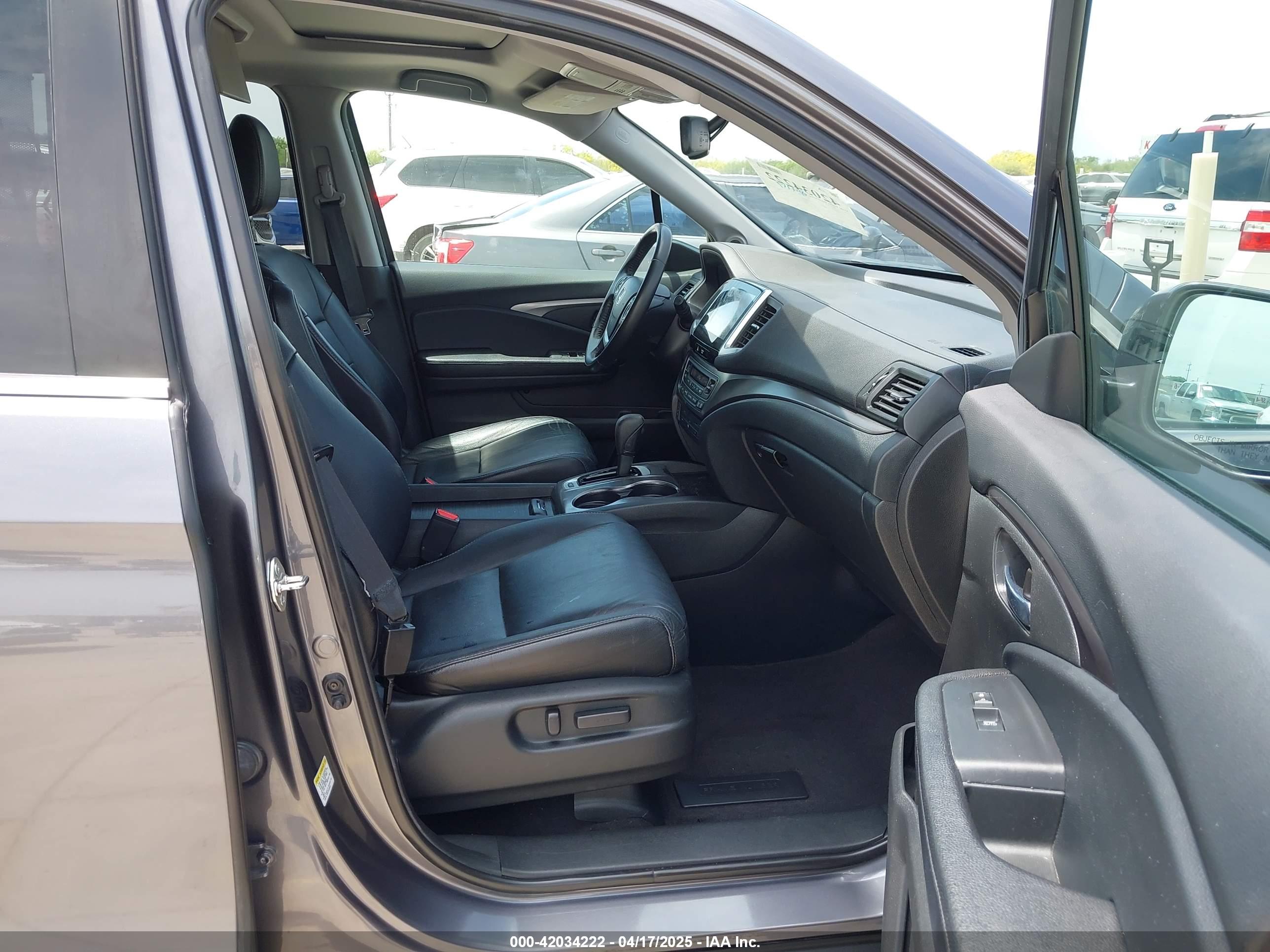 HONDA PILOT image 5
