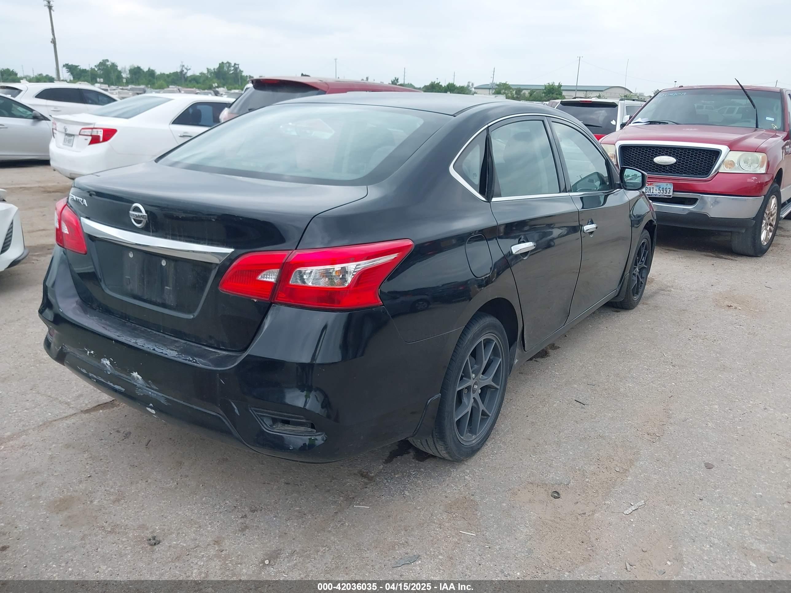 NISSAN SENTRA image 4