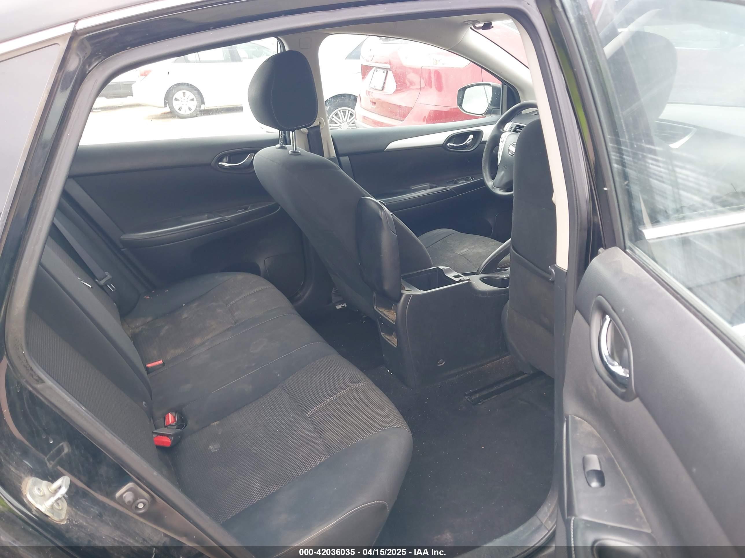 NISSAN SENTRA image 8