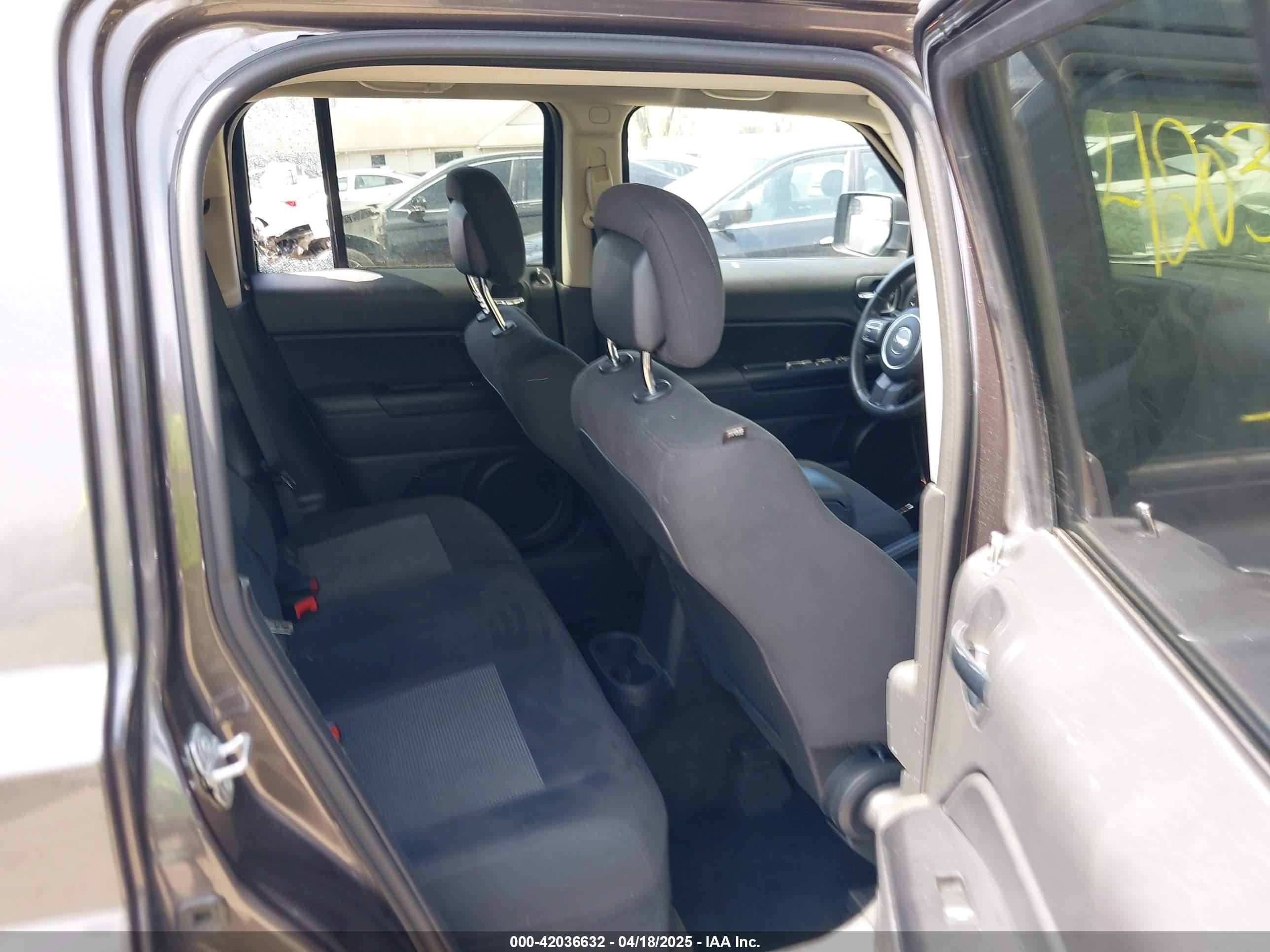 JEEP PATRIOT image 8