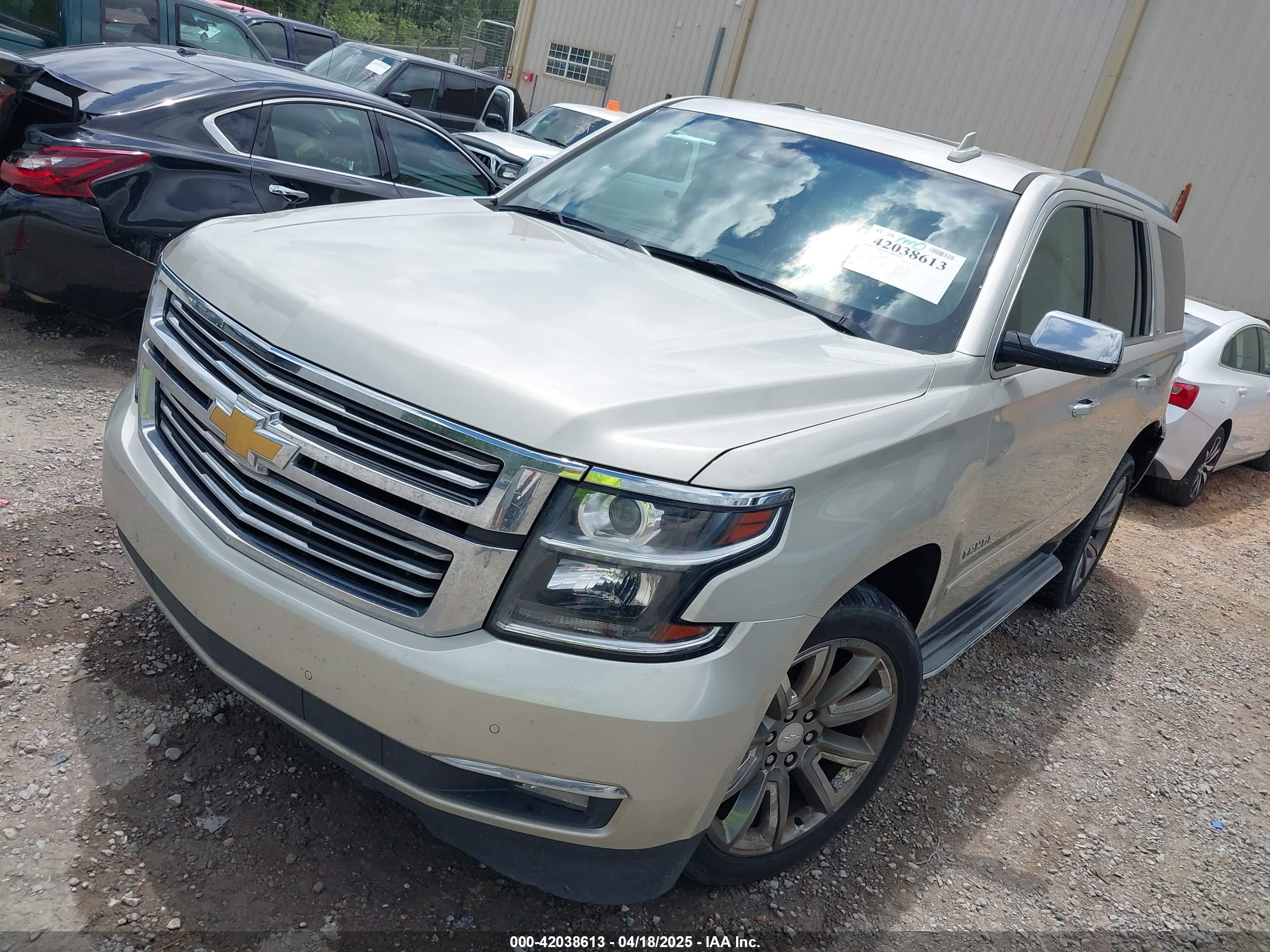 CHEVROLET TAHOE image 2