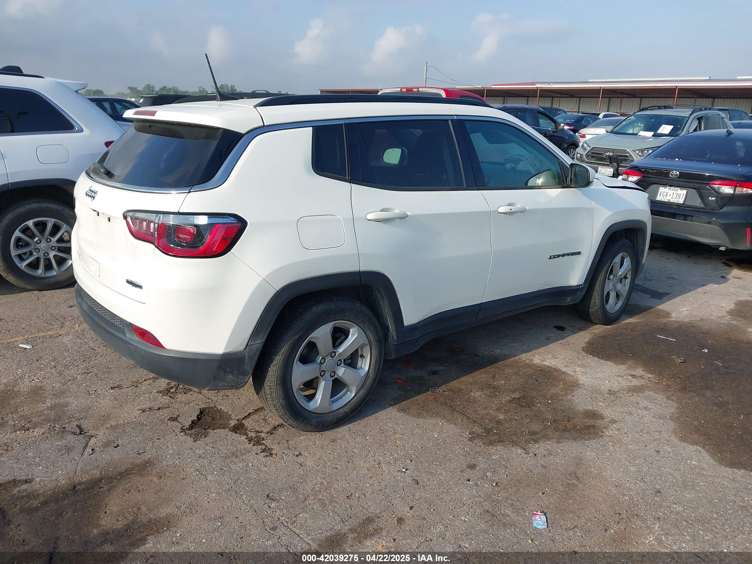 JEEP COMPASS image 4