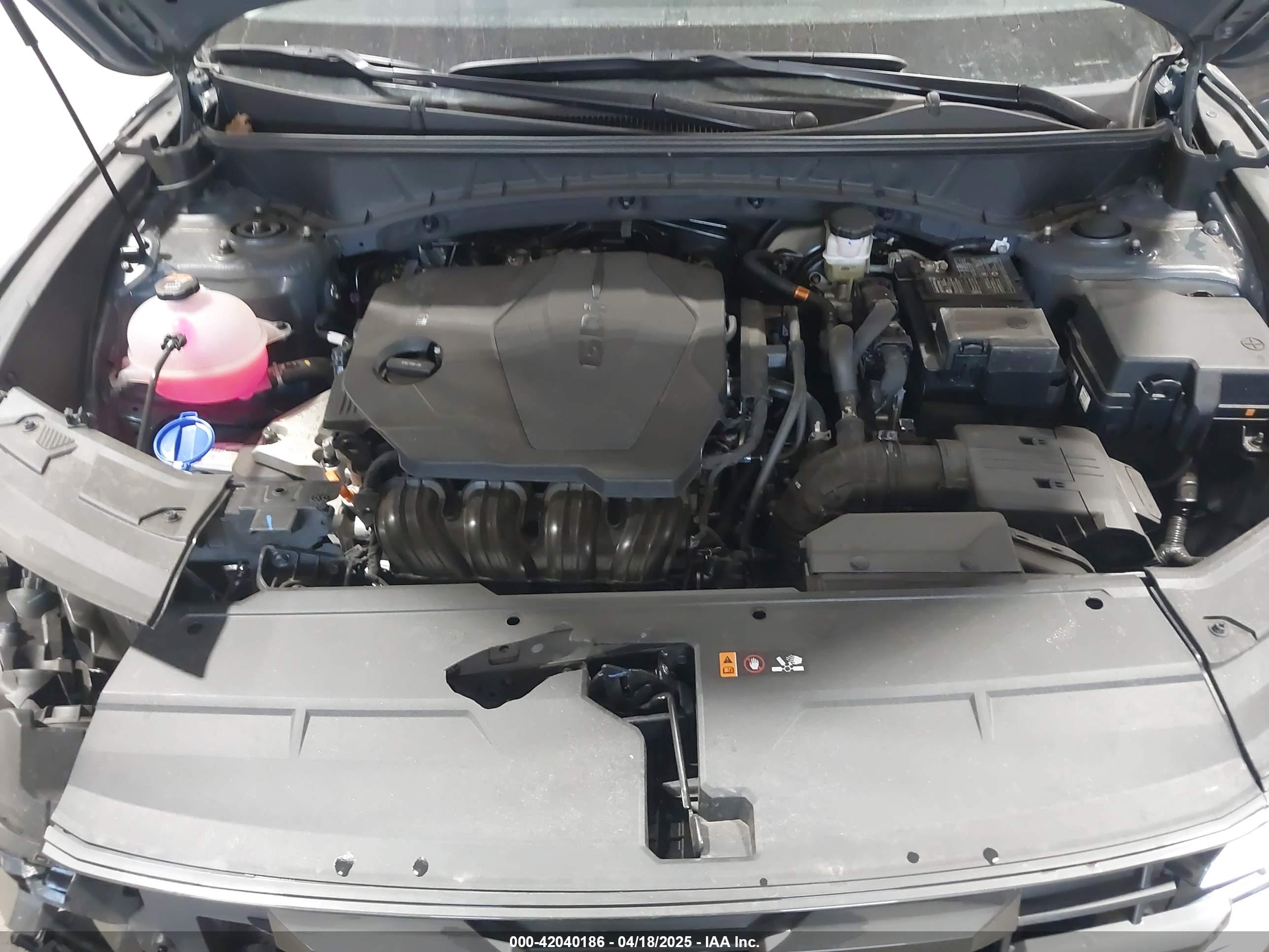 HYUNDAI TUCSON image 10