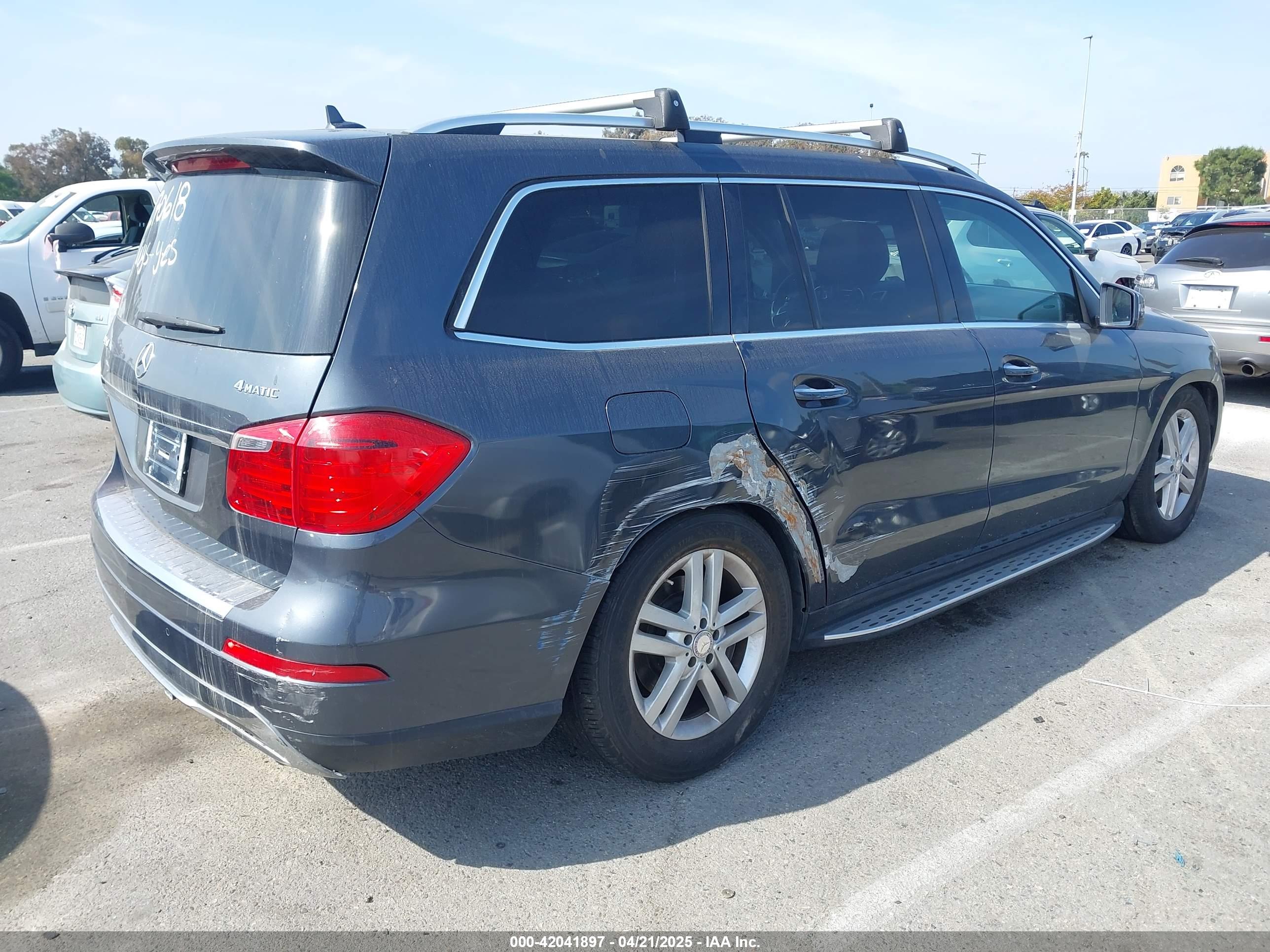 MERCEDES-BENZ GL image 4