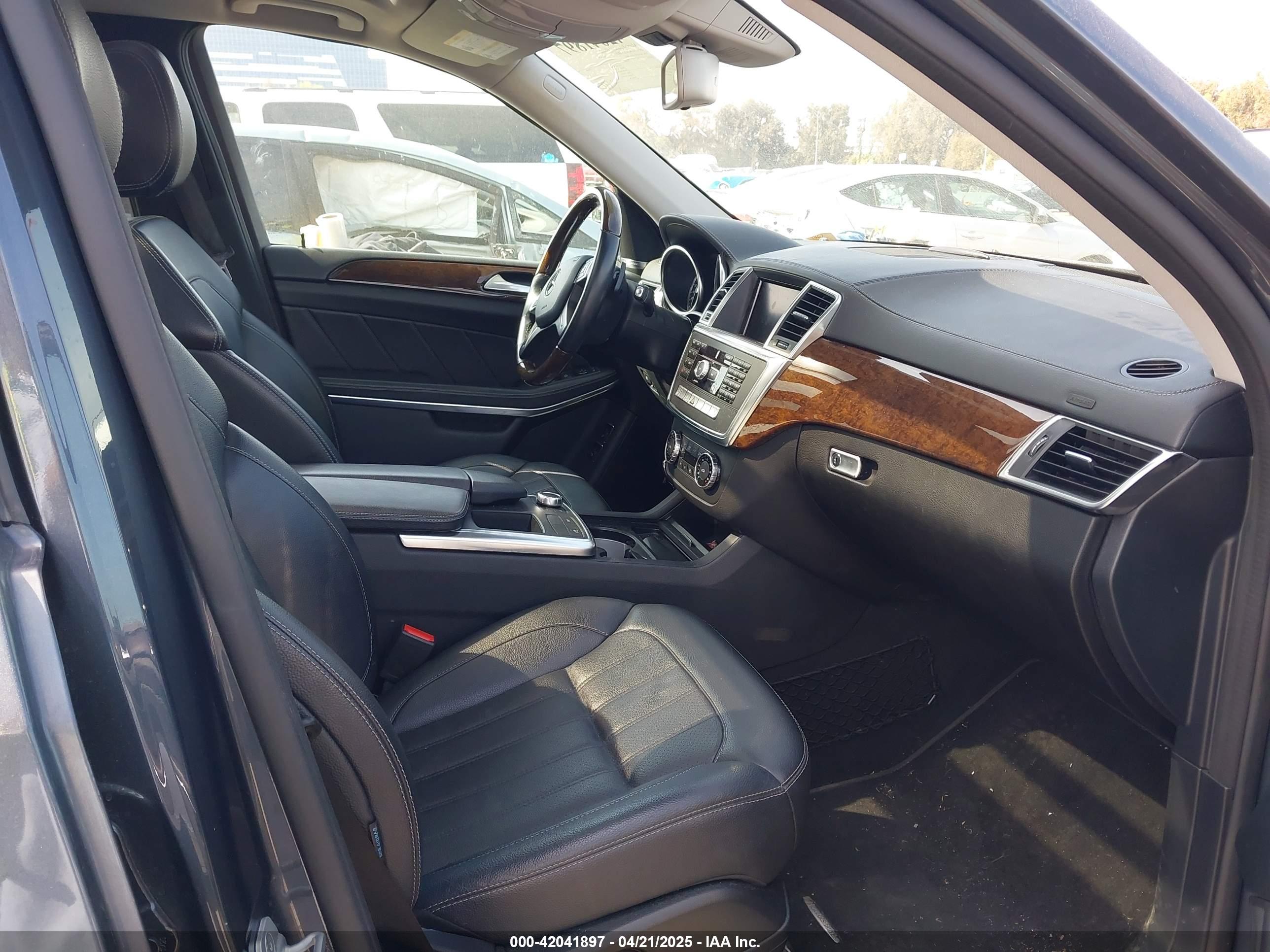 MERCEDES-BENZ GL image 5