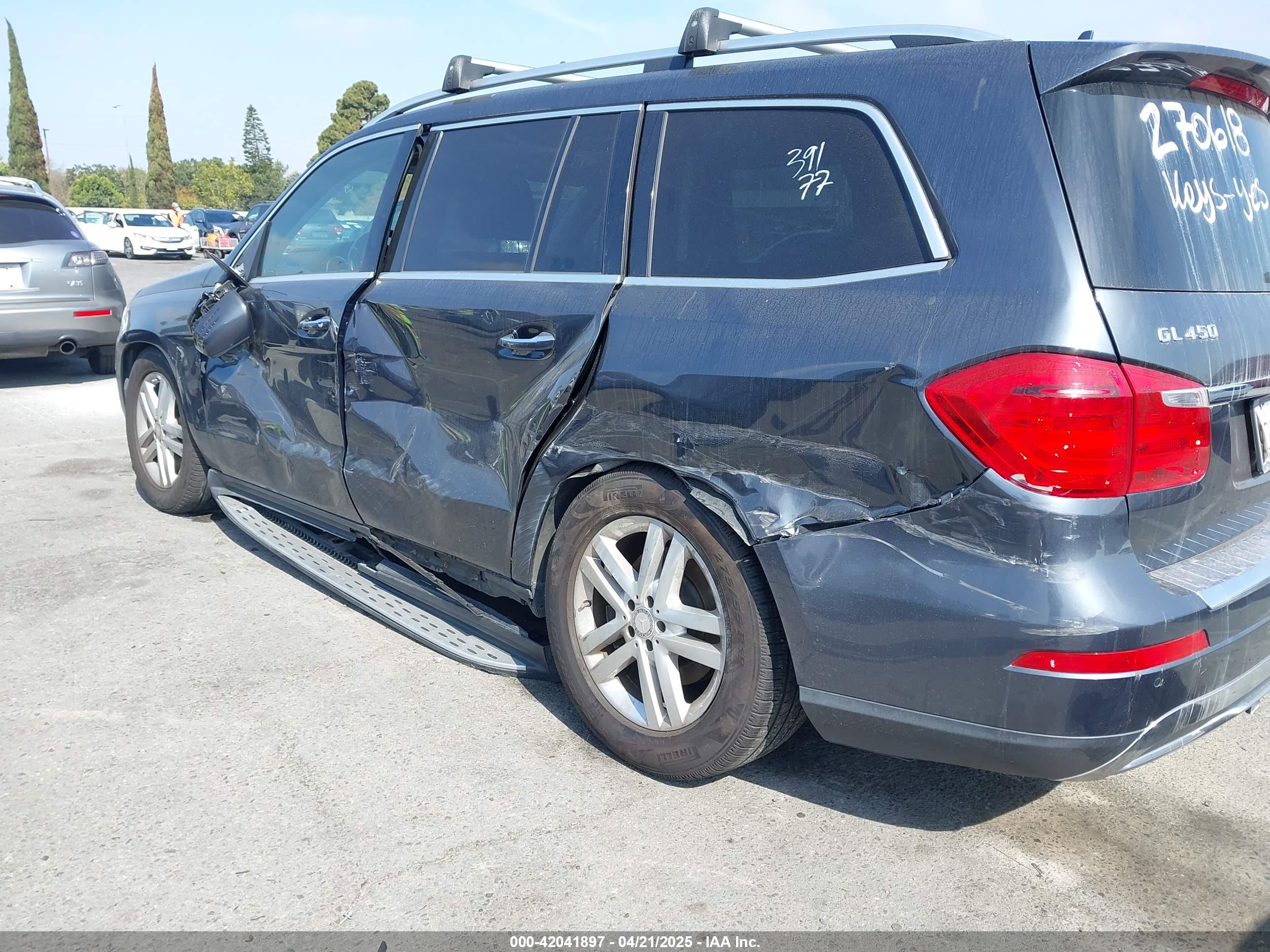MERCEDES-BENZ GL image 6