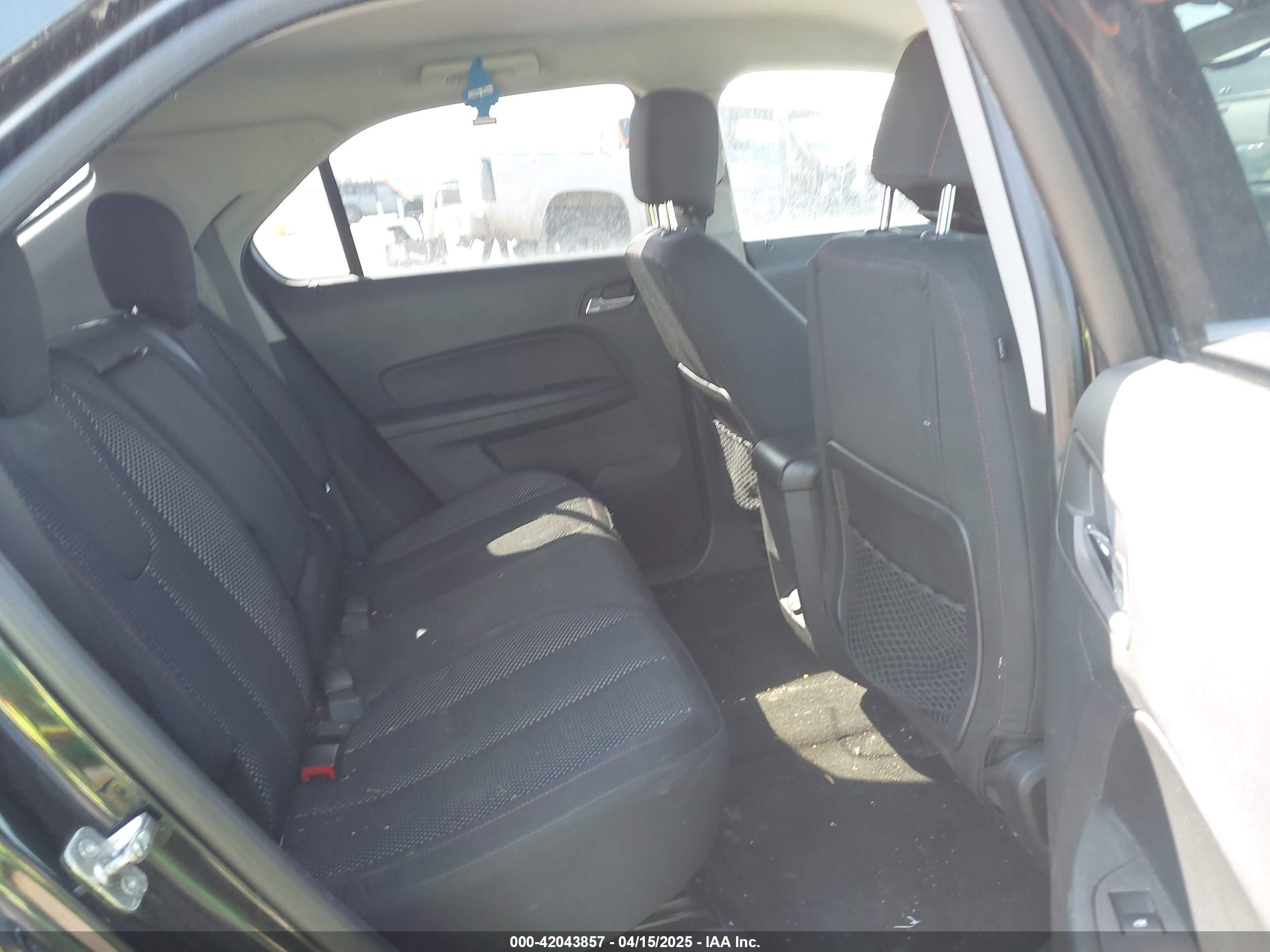 CHEVROLET EQUINOX image 8