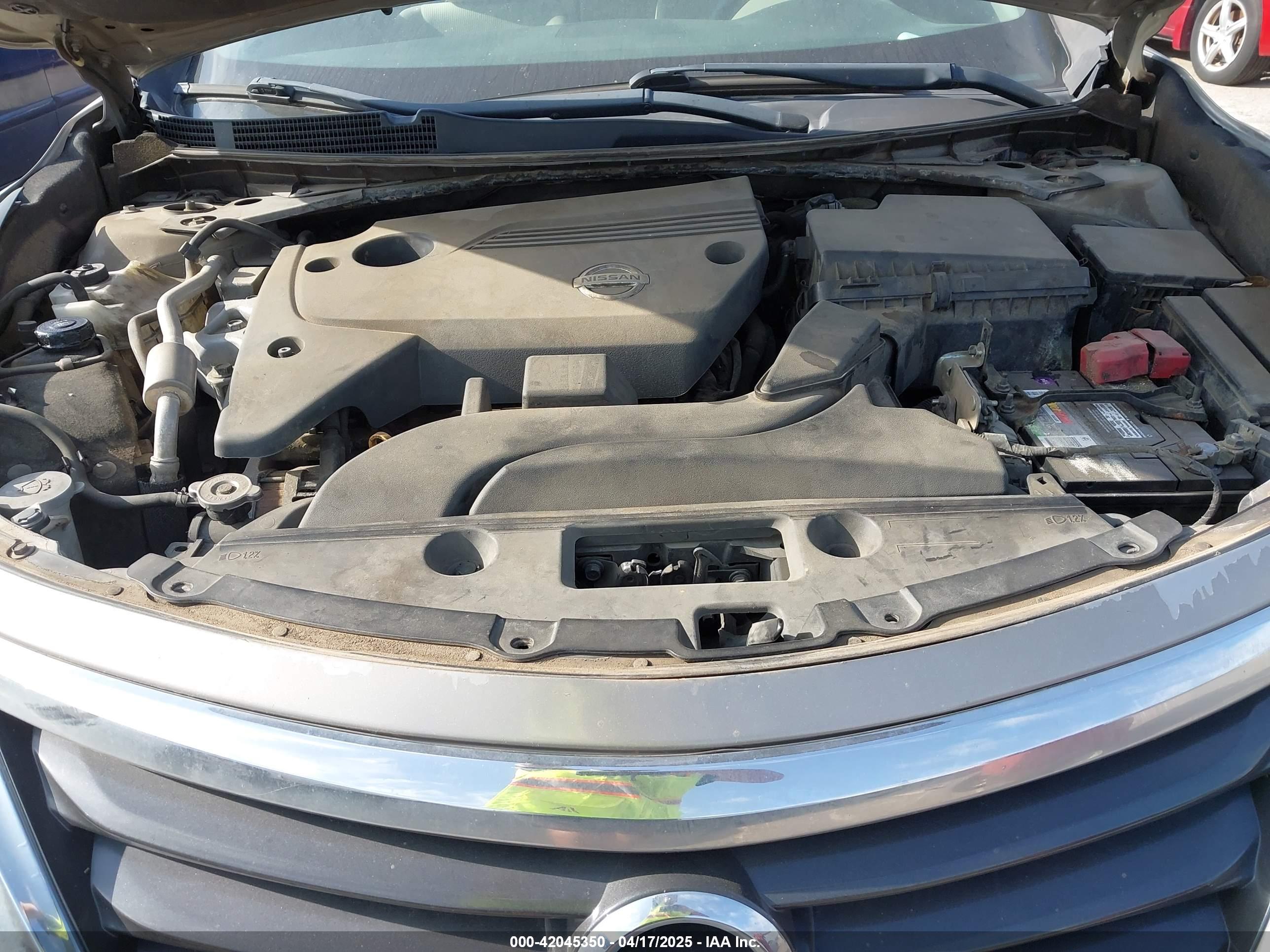 NISSAN ALTIMA image 10