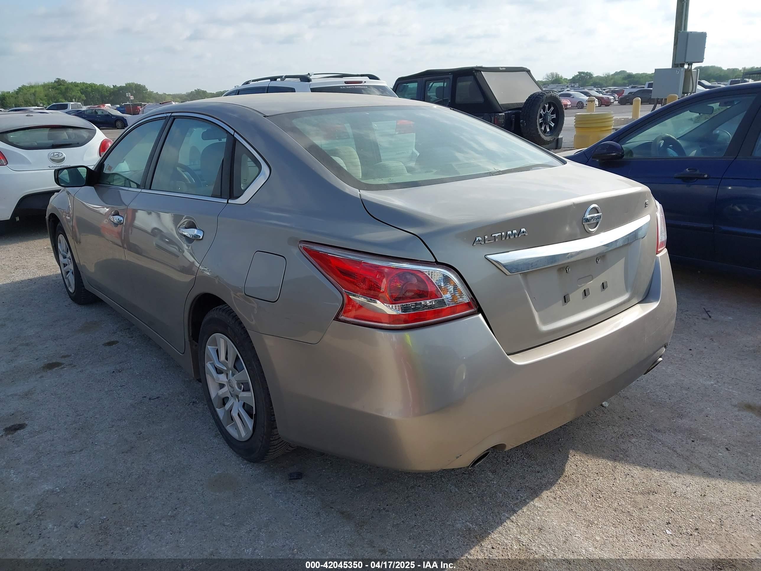 NISSAN ALTIMA image 3