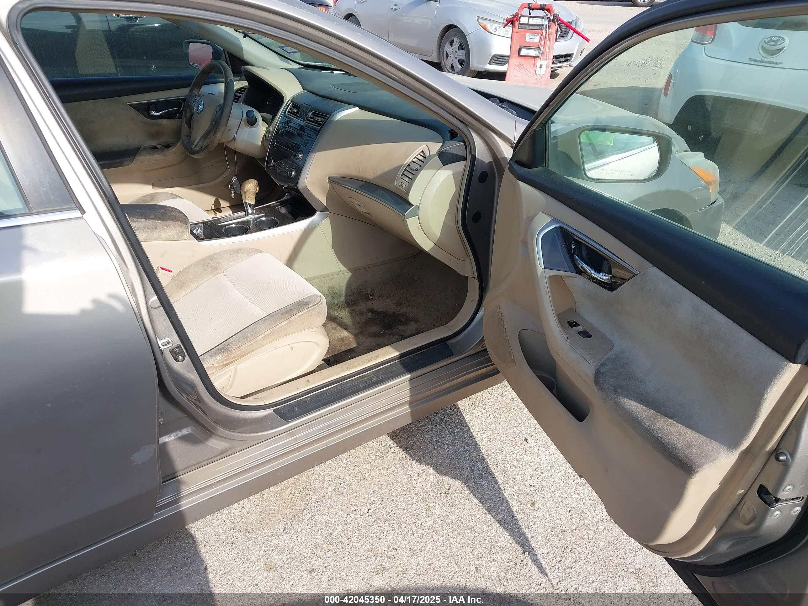 NISSAN ALTIMA image 5