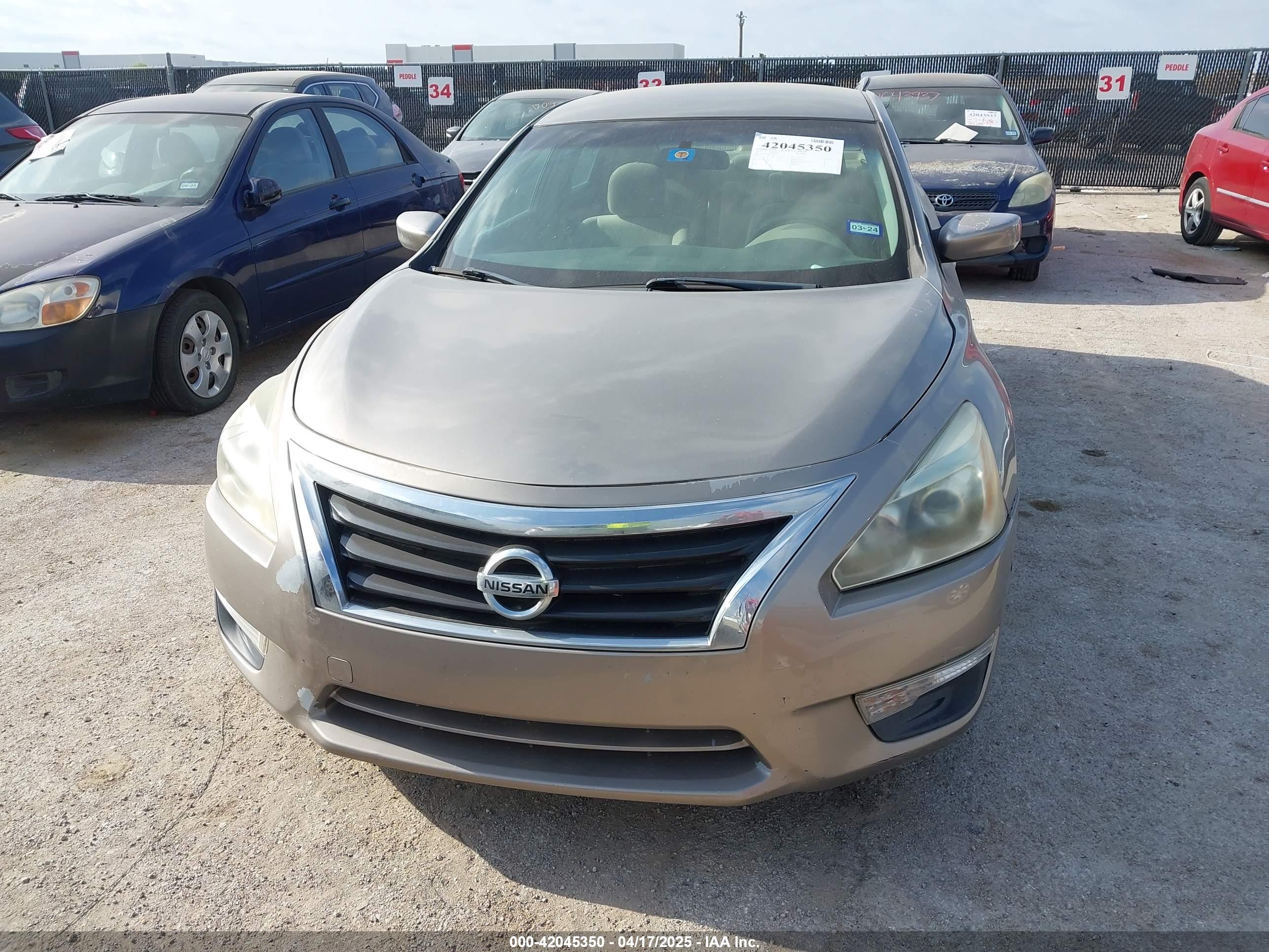 NISSAN ALTIMA image 6