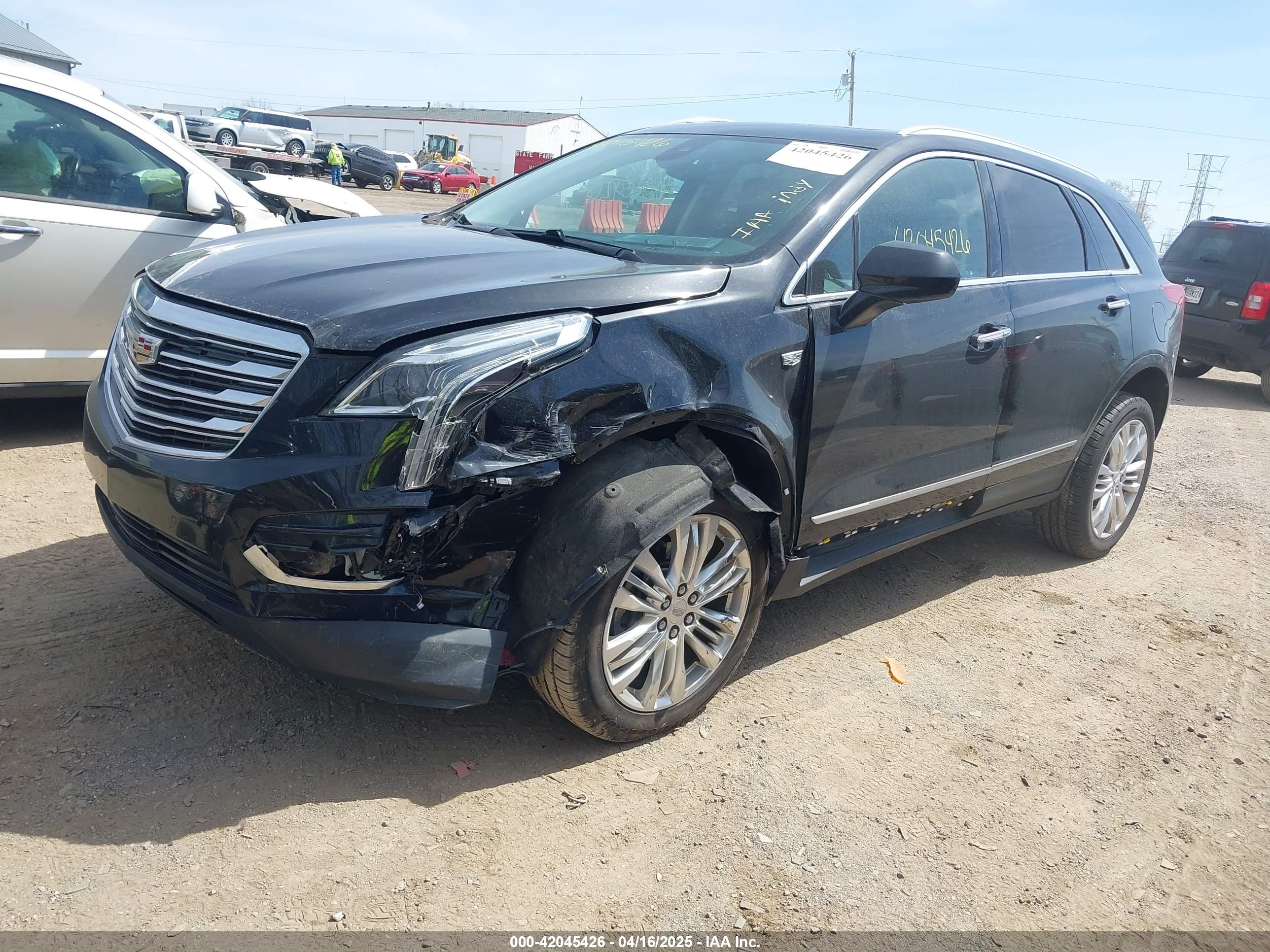 CADILLAC XT5 image 2
