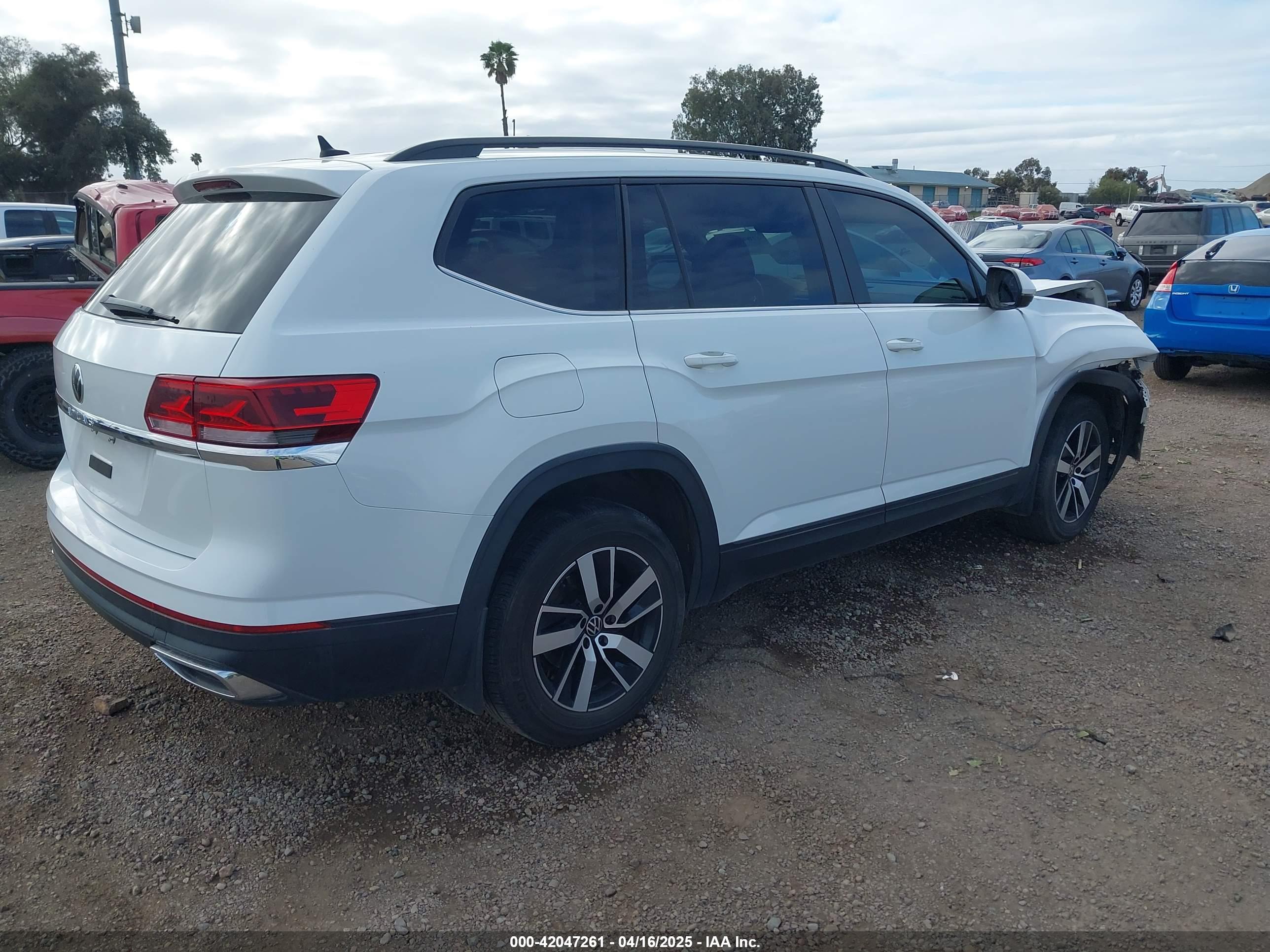 VOLKSWAGEN ATLAS image 4