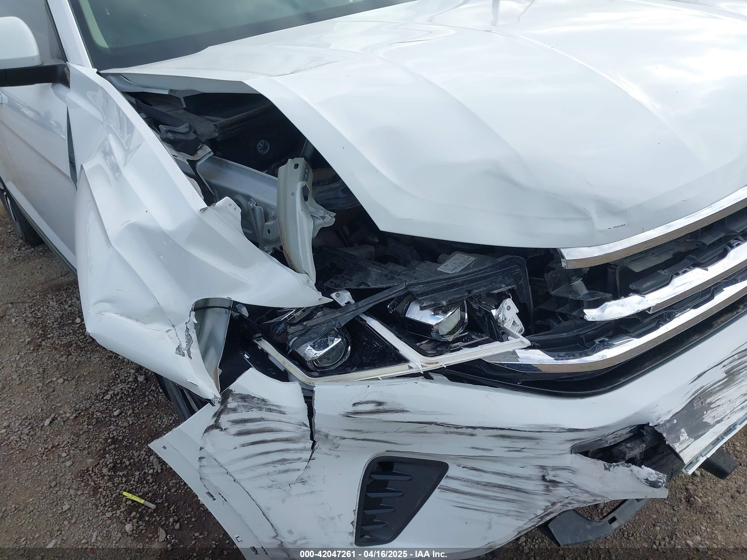 VOLKSWAGEN ATLAS image 6