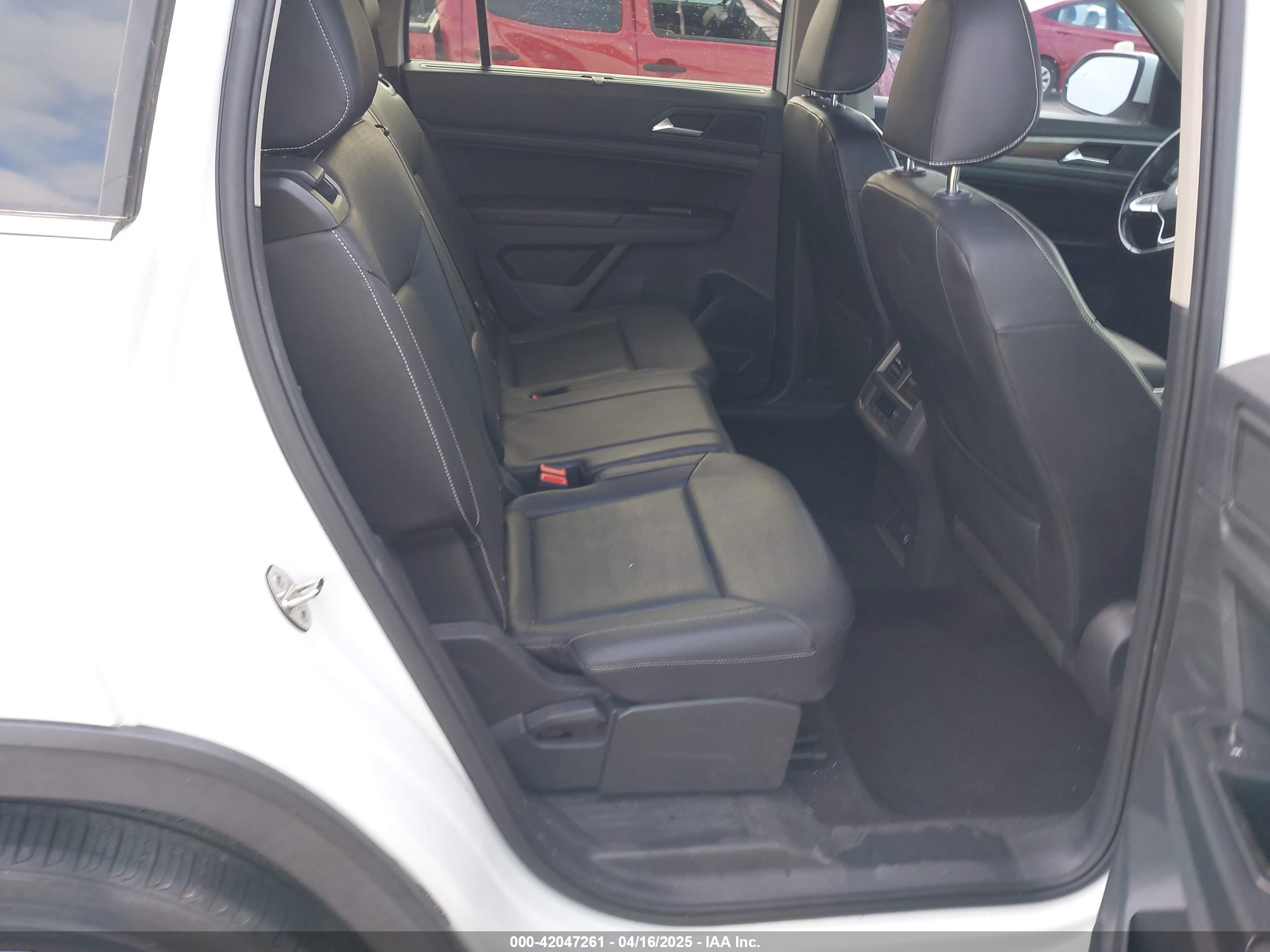 VOLKSWAGEN ATLAS image 8