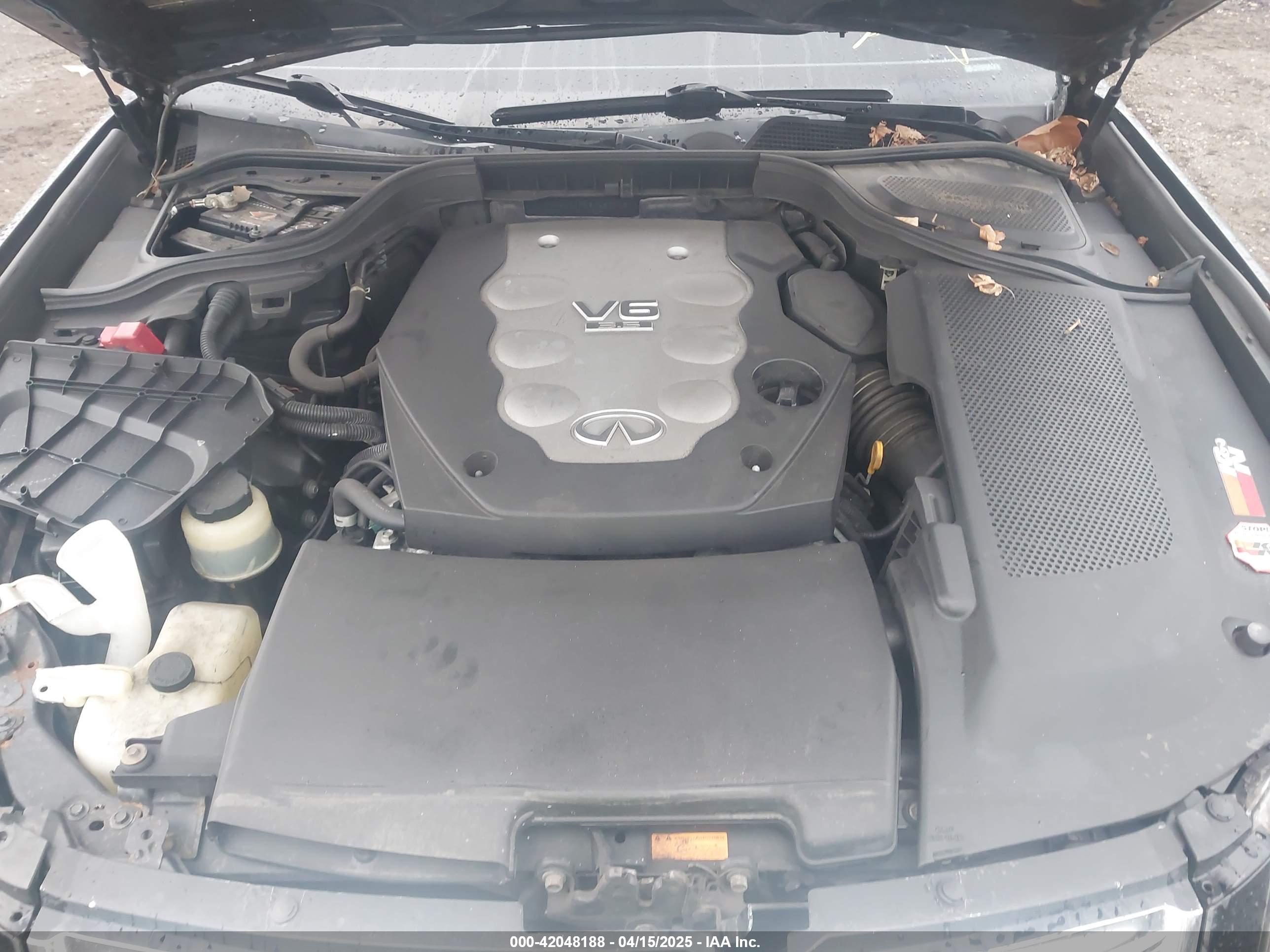 INFINITI M35X image 10