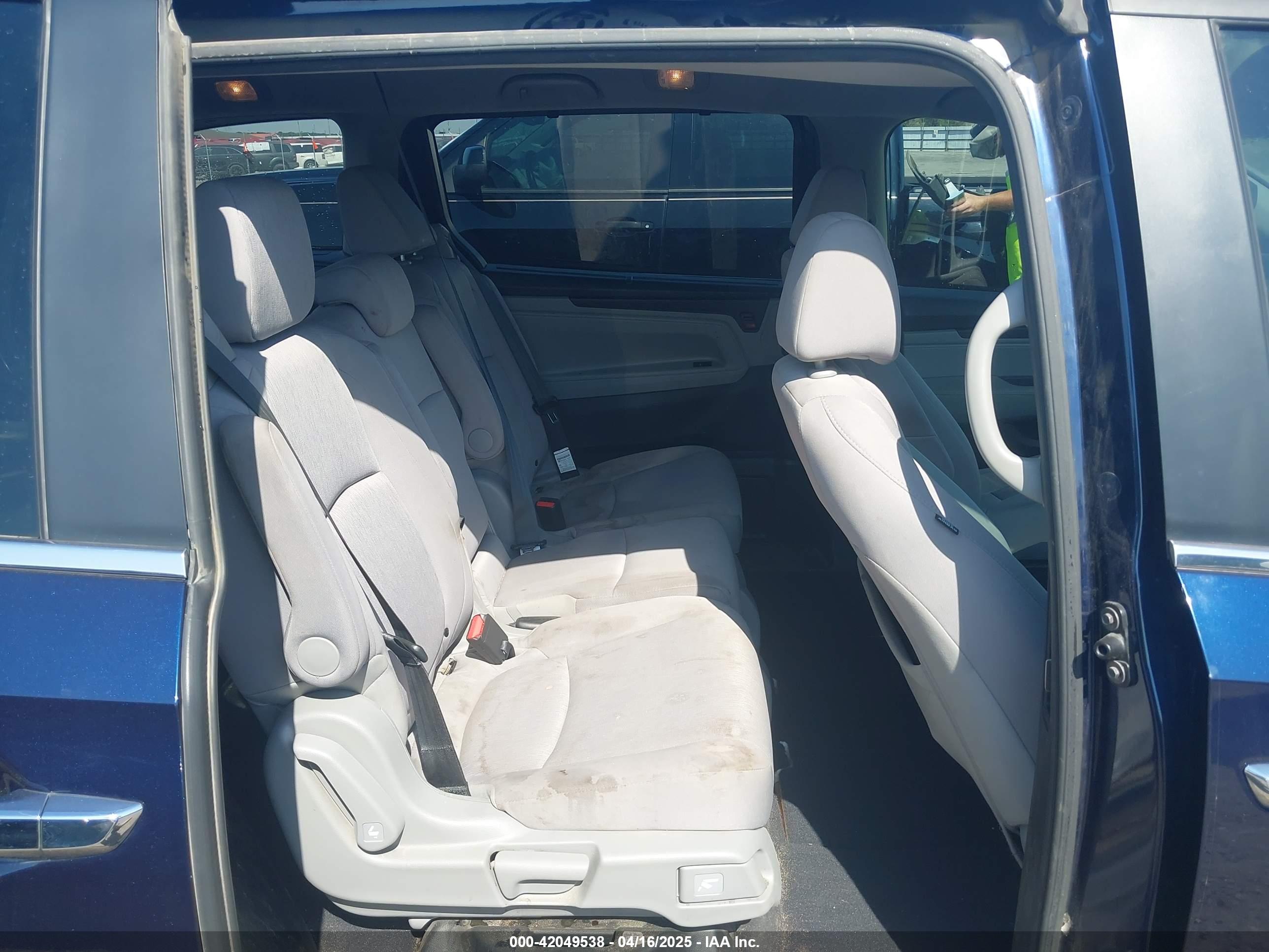 HONDA ODYSSEY image 8