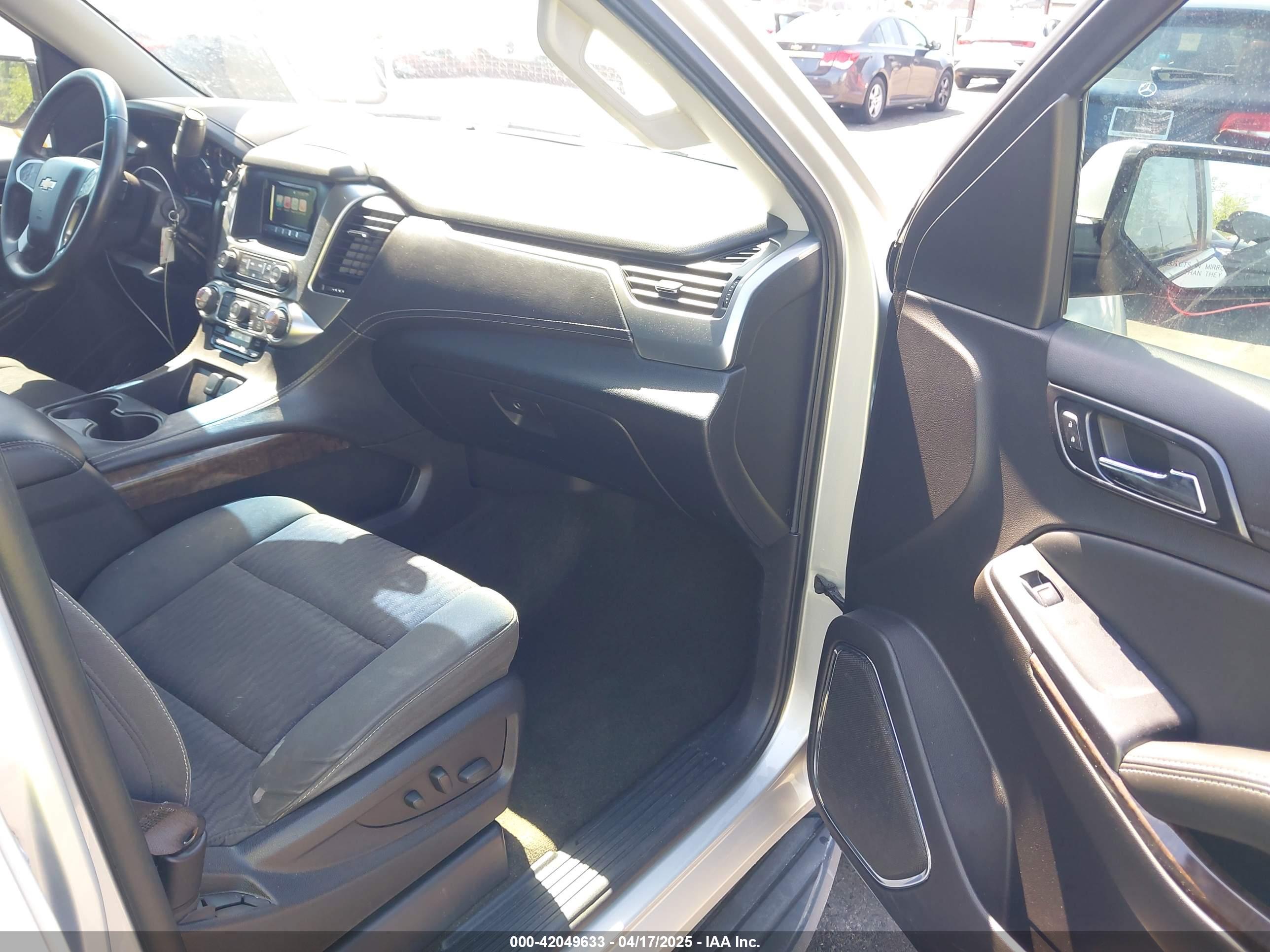 CHEVROLET TAHOE image 5