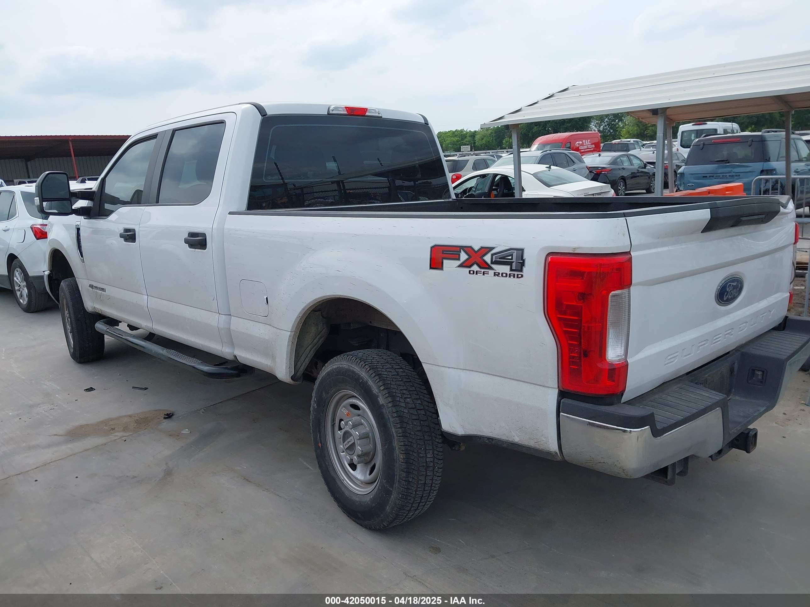 FORD F-250 image 3