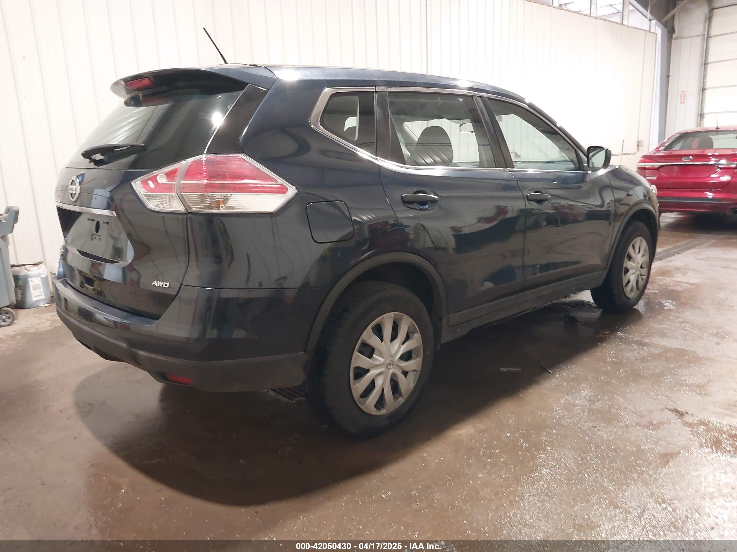 NISSAN ROGUE image 4