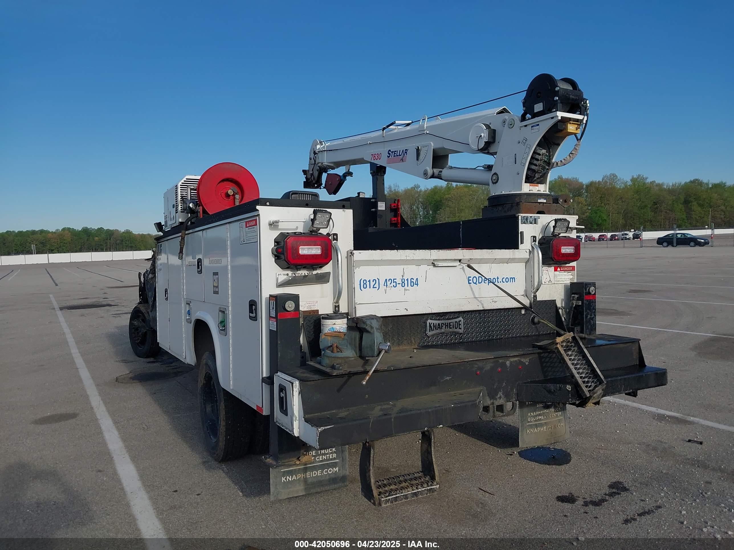FORD F-550 image 3