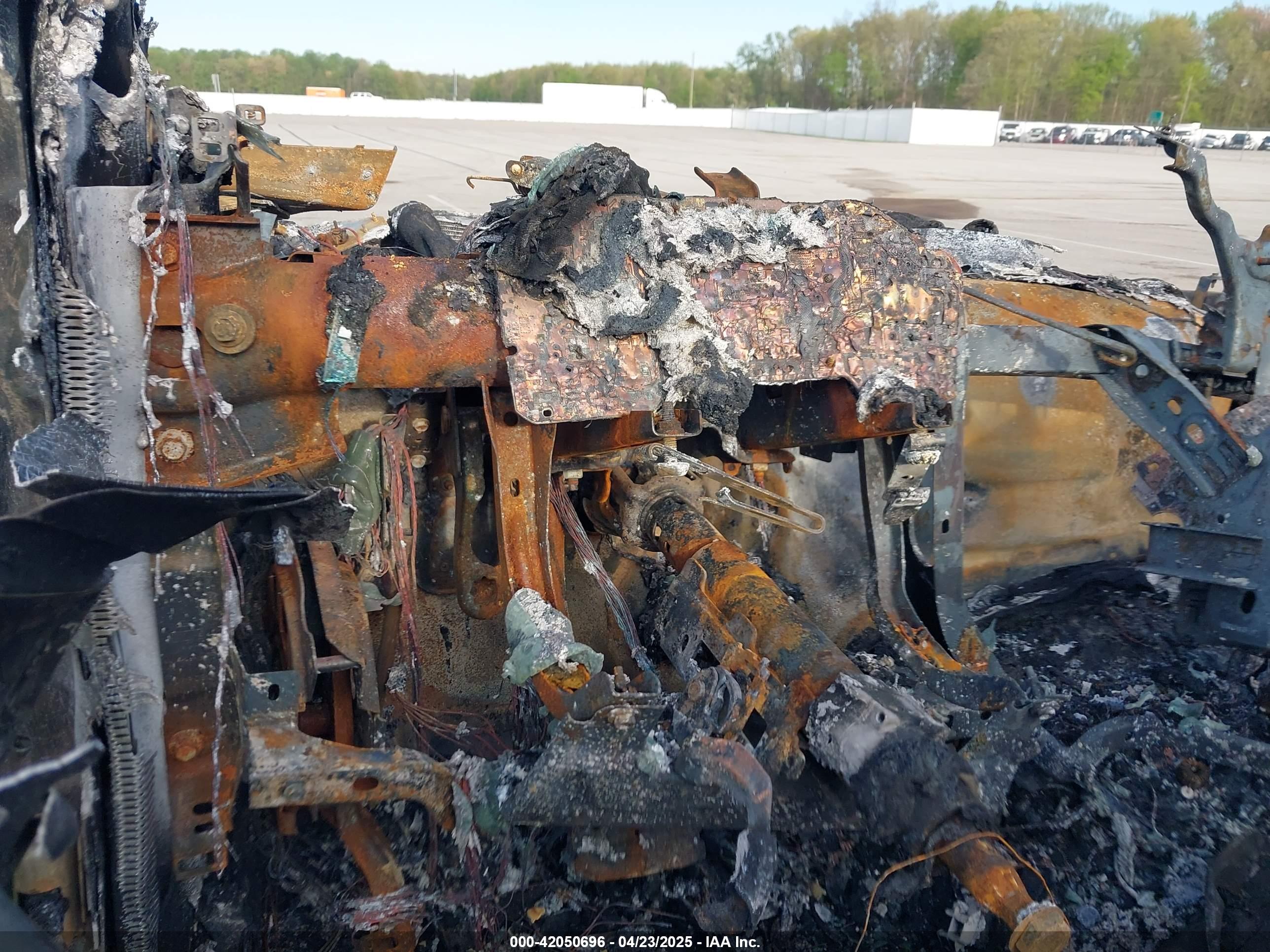 FORD F-550 image 6