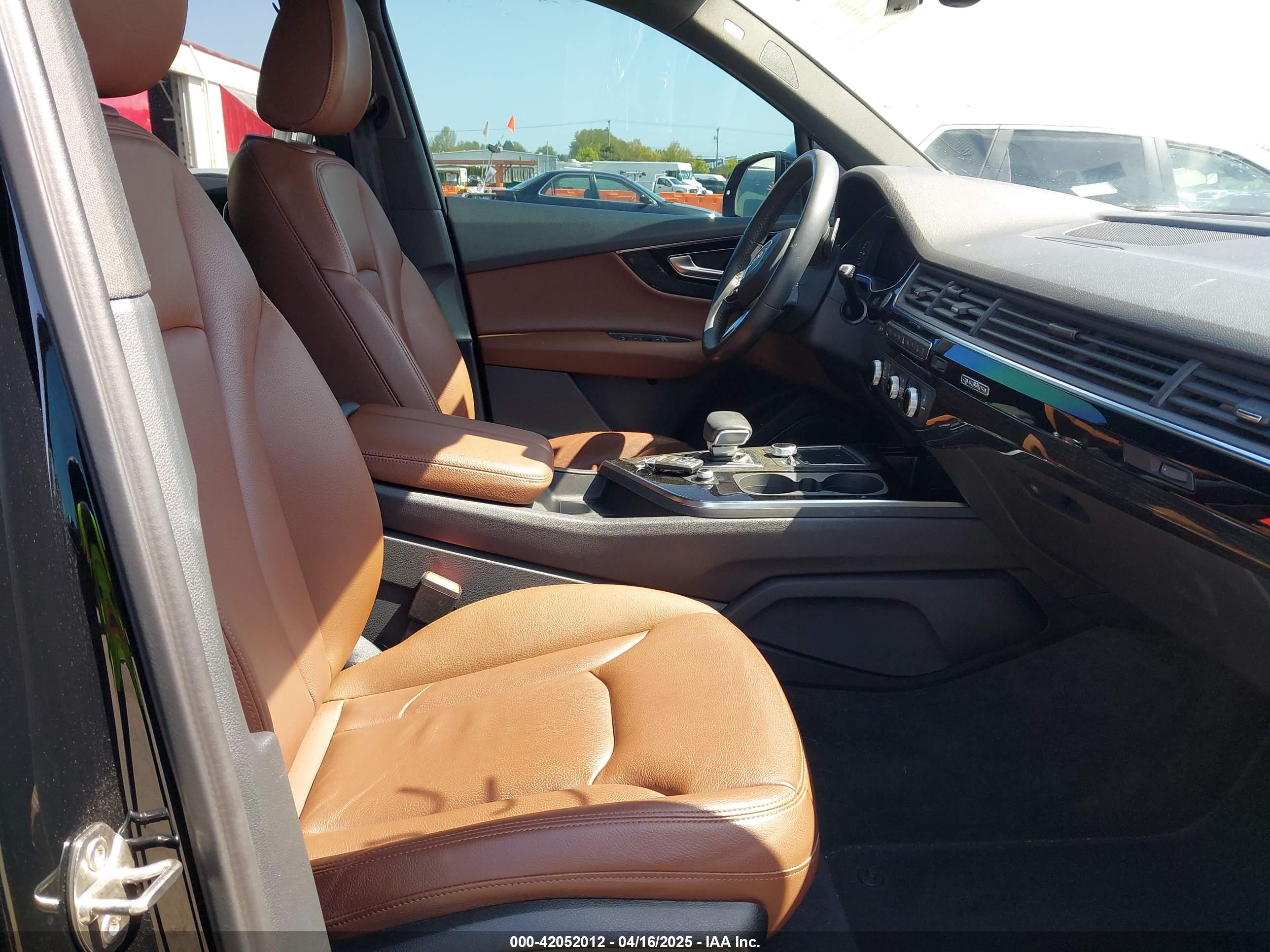 AUDI Q7 image 5