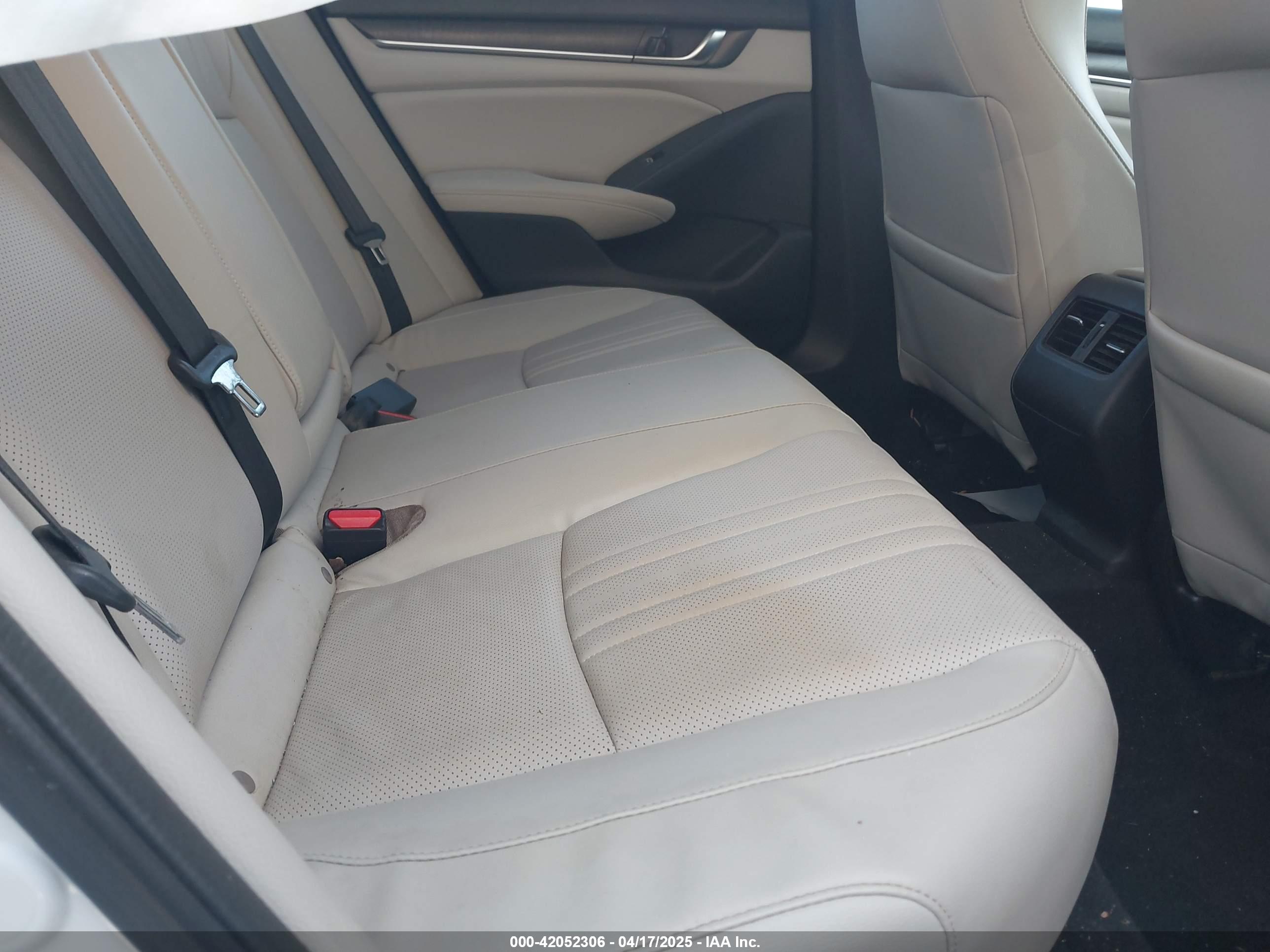 HONDA ACCORD image 8
