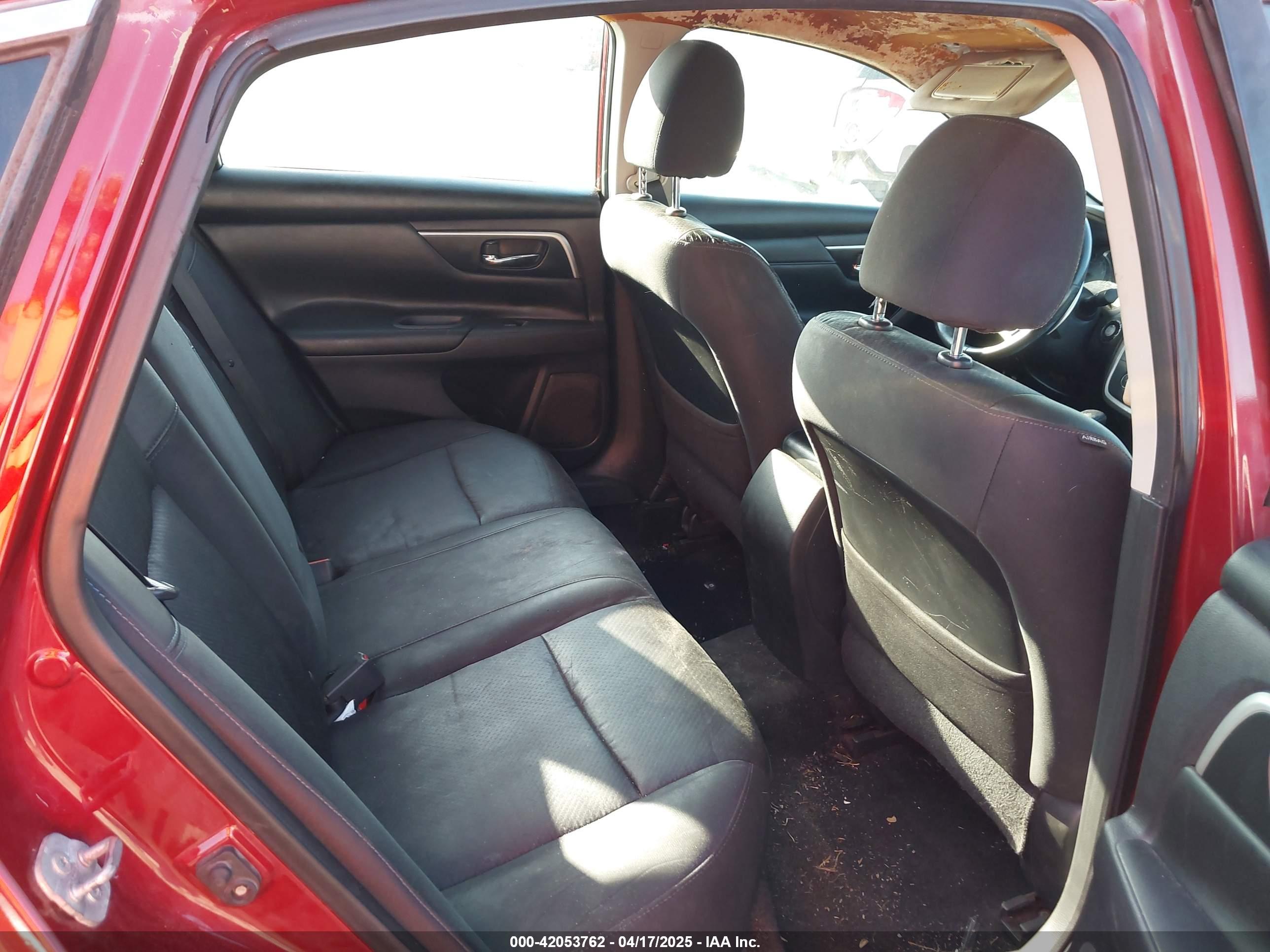 NISSAN ALTIMA image 8