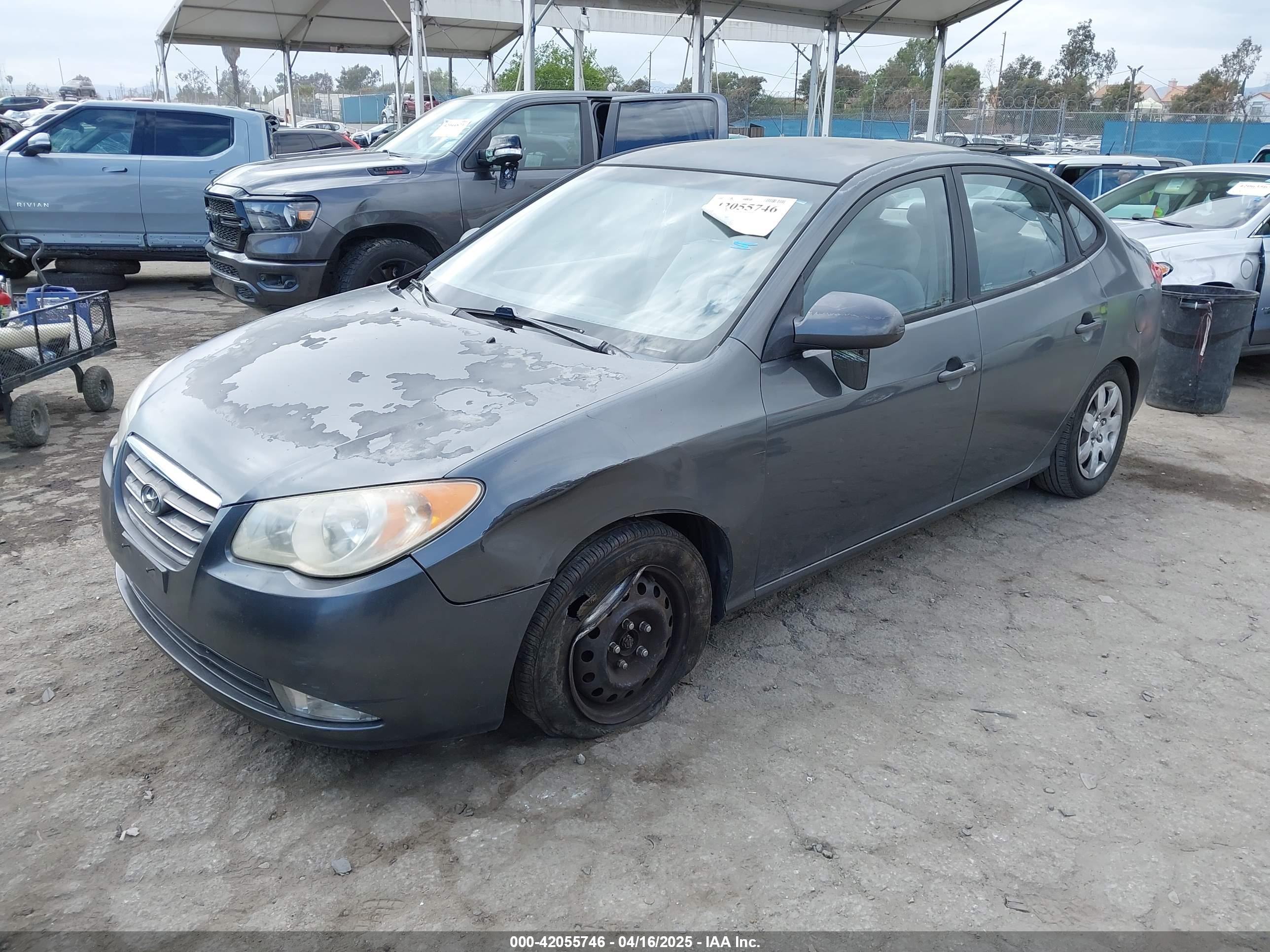 HYUNDAI ELANTRA image 2