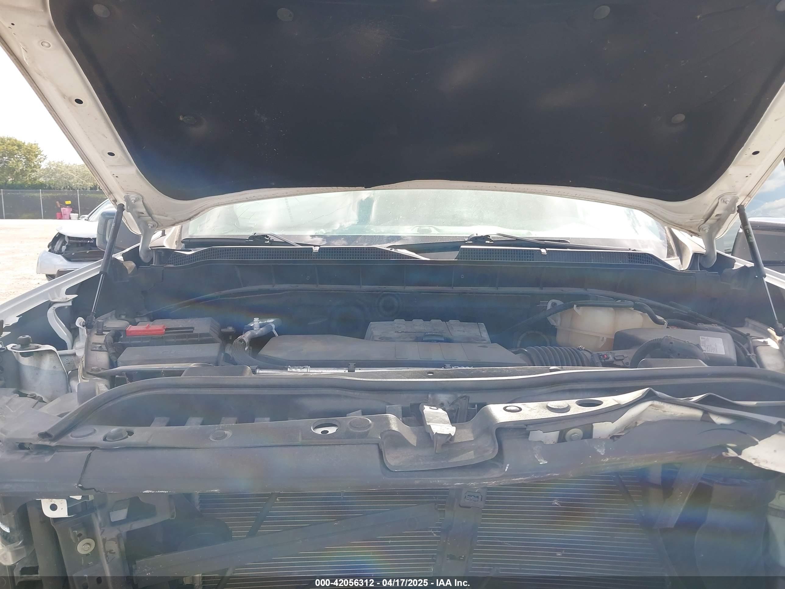 CHEVROLET SILVERADO image 10