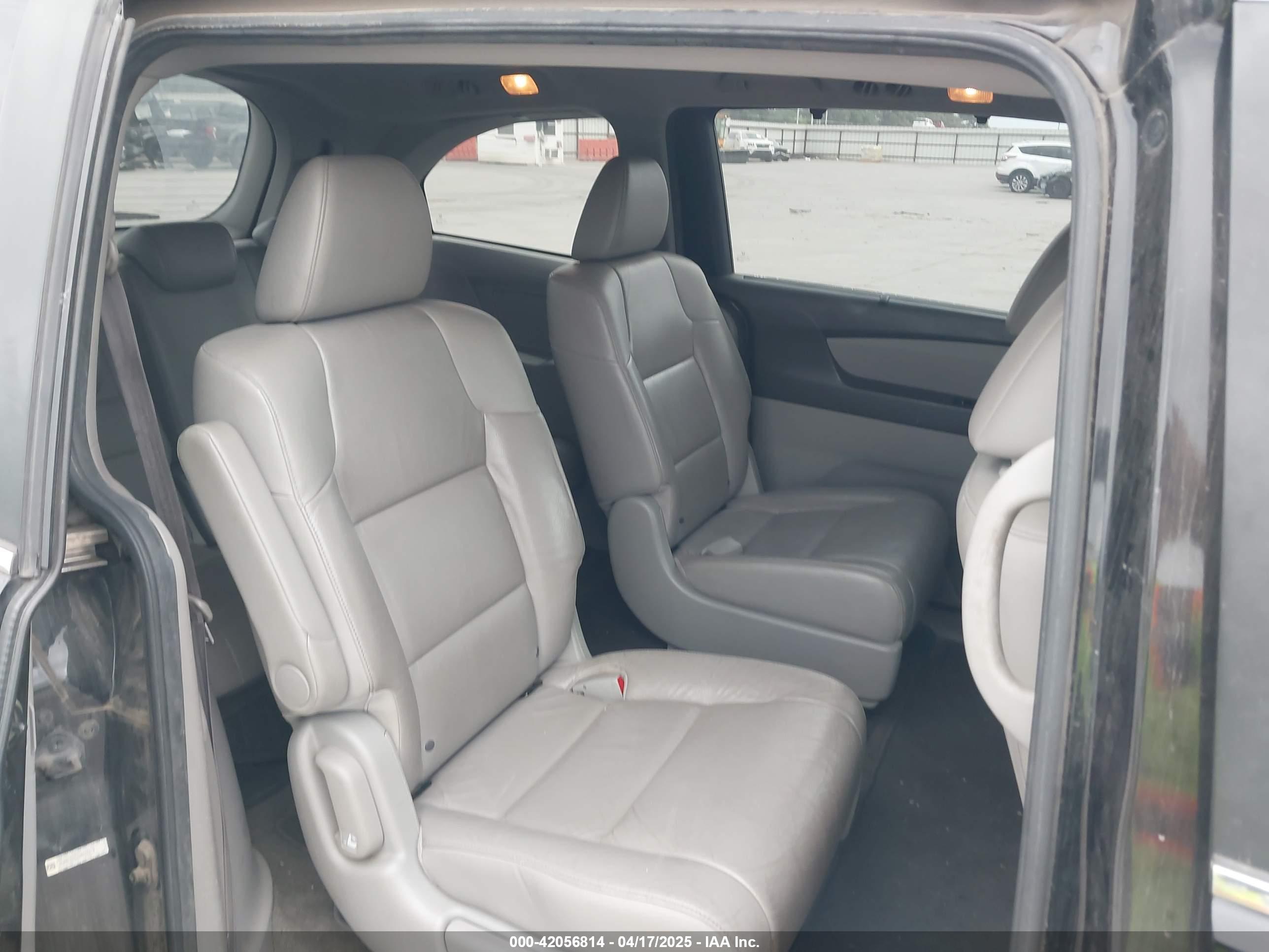 HONDA ODYSSEY image 8